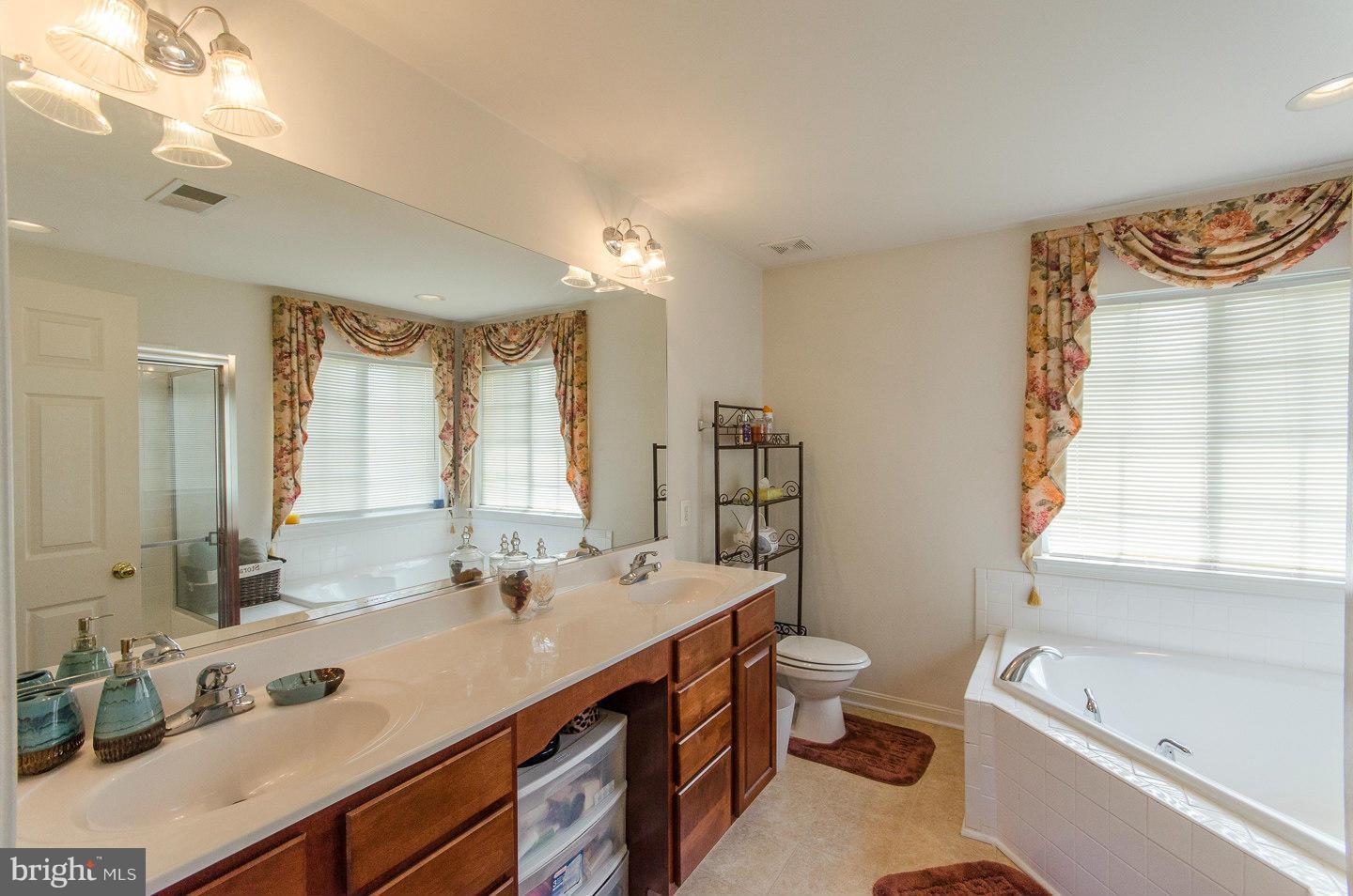 THE GALLERY - Residential