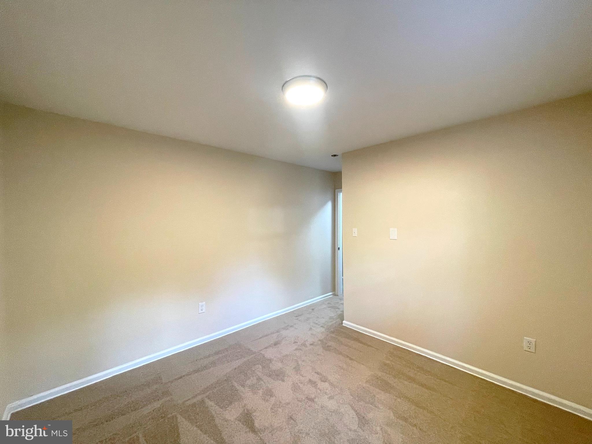 WALLVILLE - Residential Lease