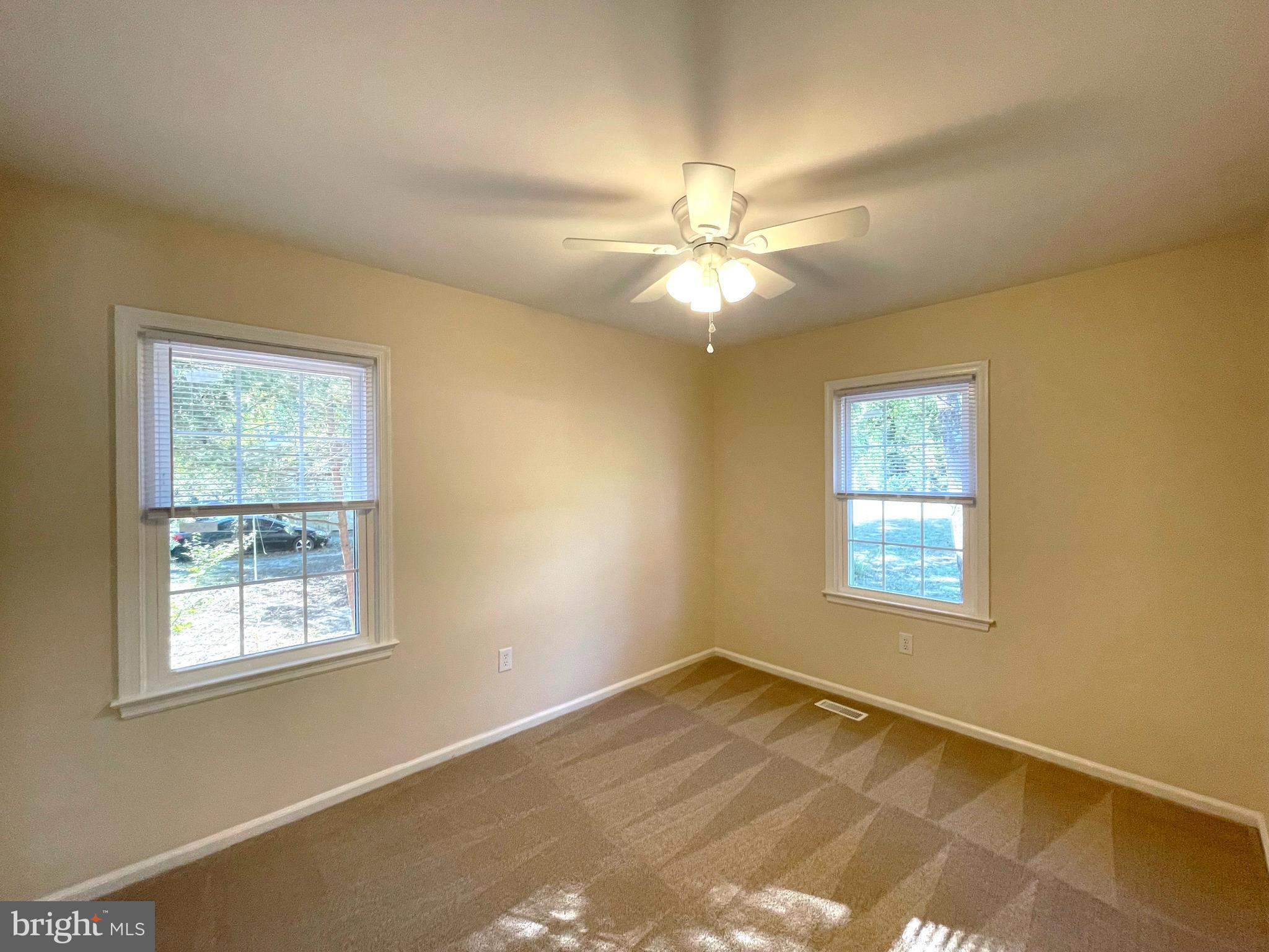 WALLVILLE - Residential Lease