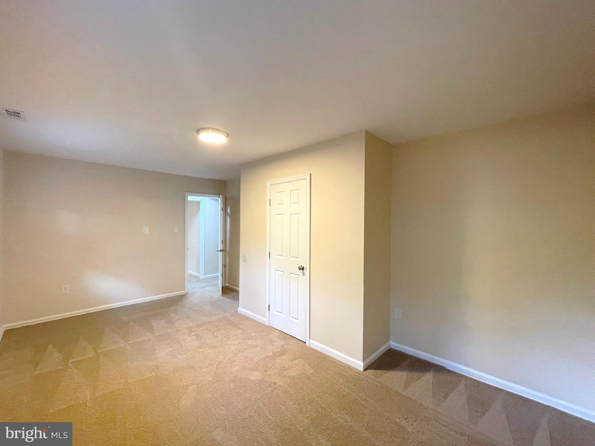 WALLVILLE - Residential Lease