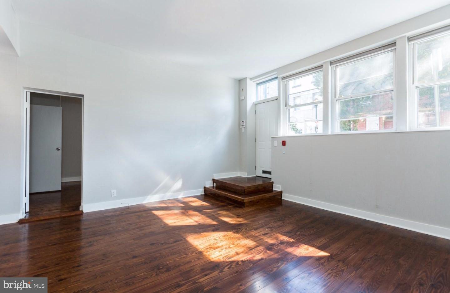 2619 SOUTH STREET 25 5