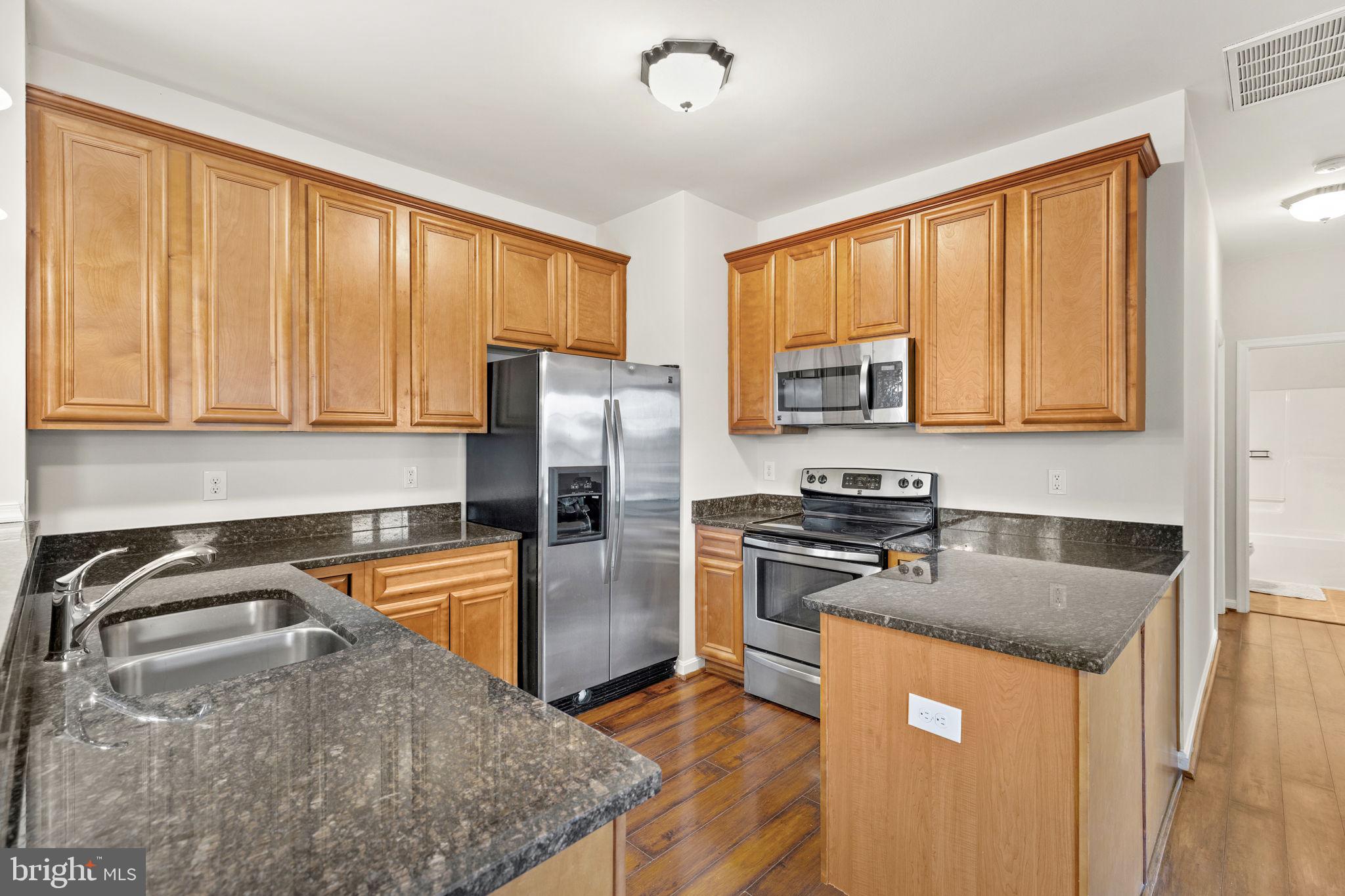 BERKLEY BEACH - Residential