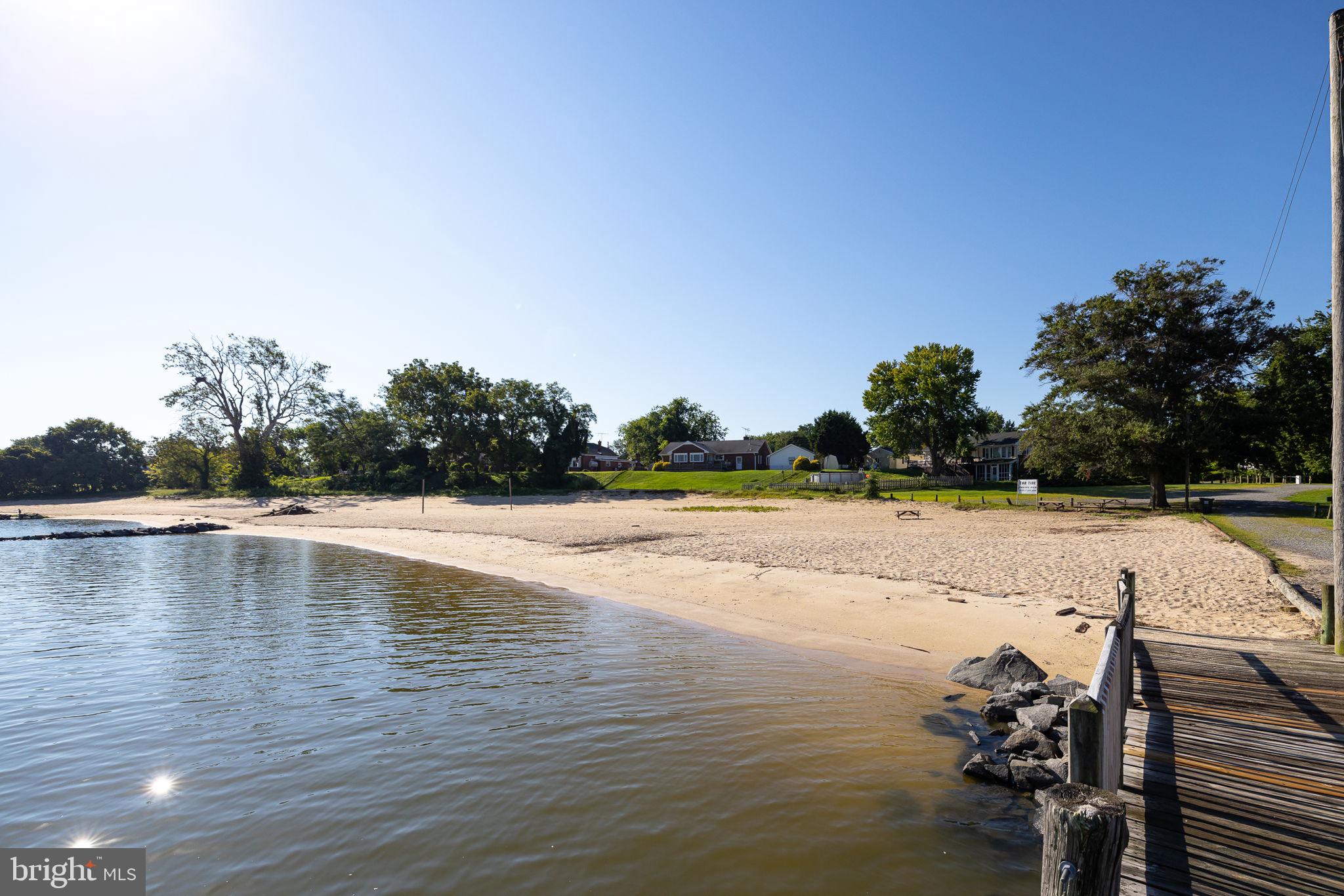 BERKLEY BEACH - Residential