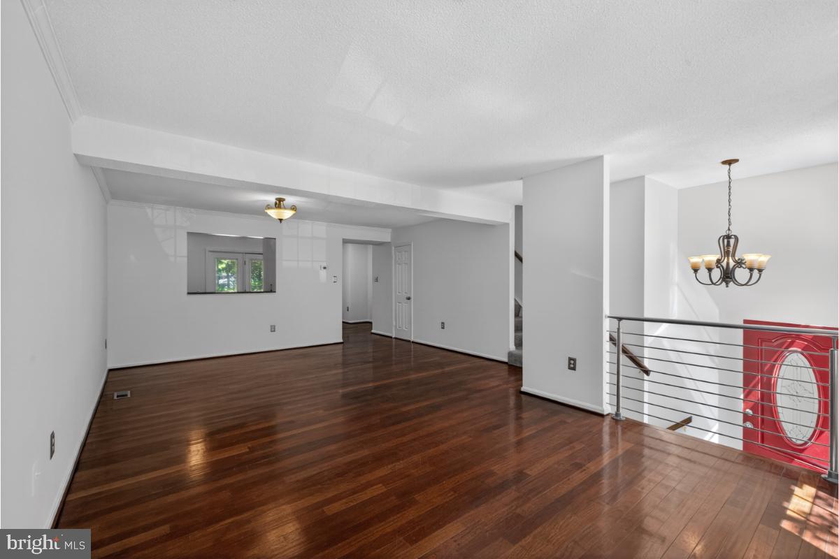11348 BAROQUE ROAD