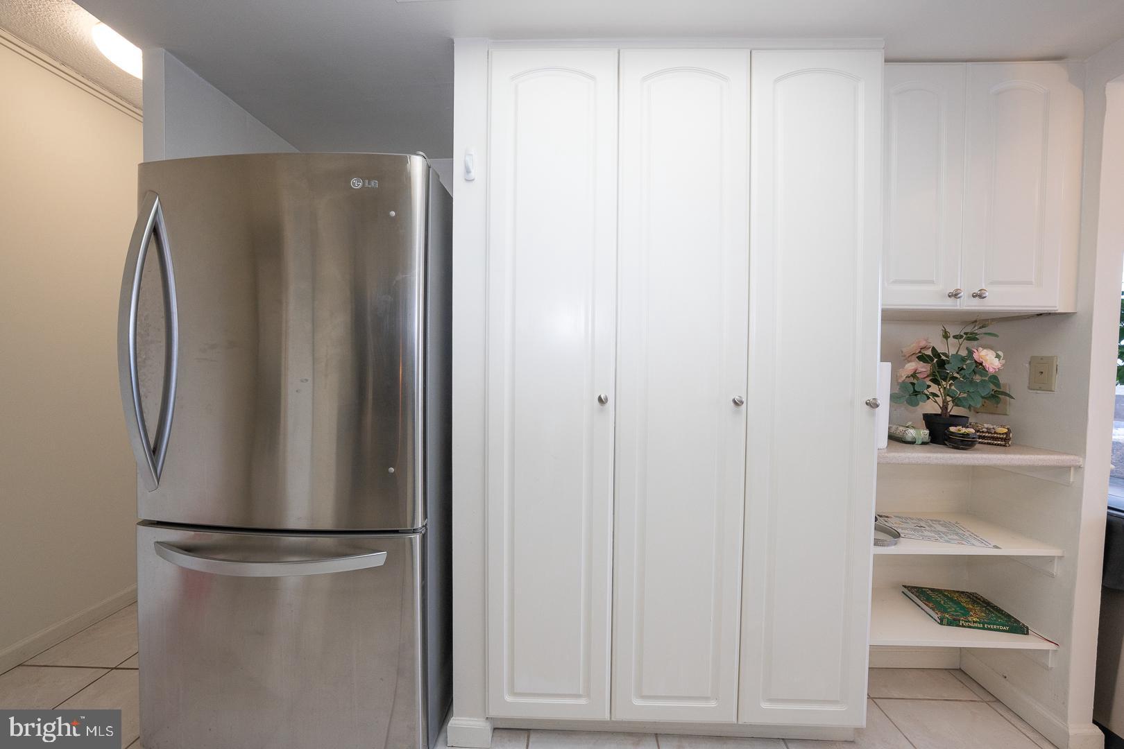 WASHINGTON SQ - Residential