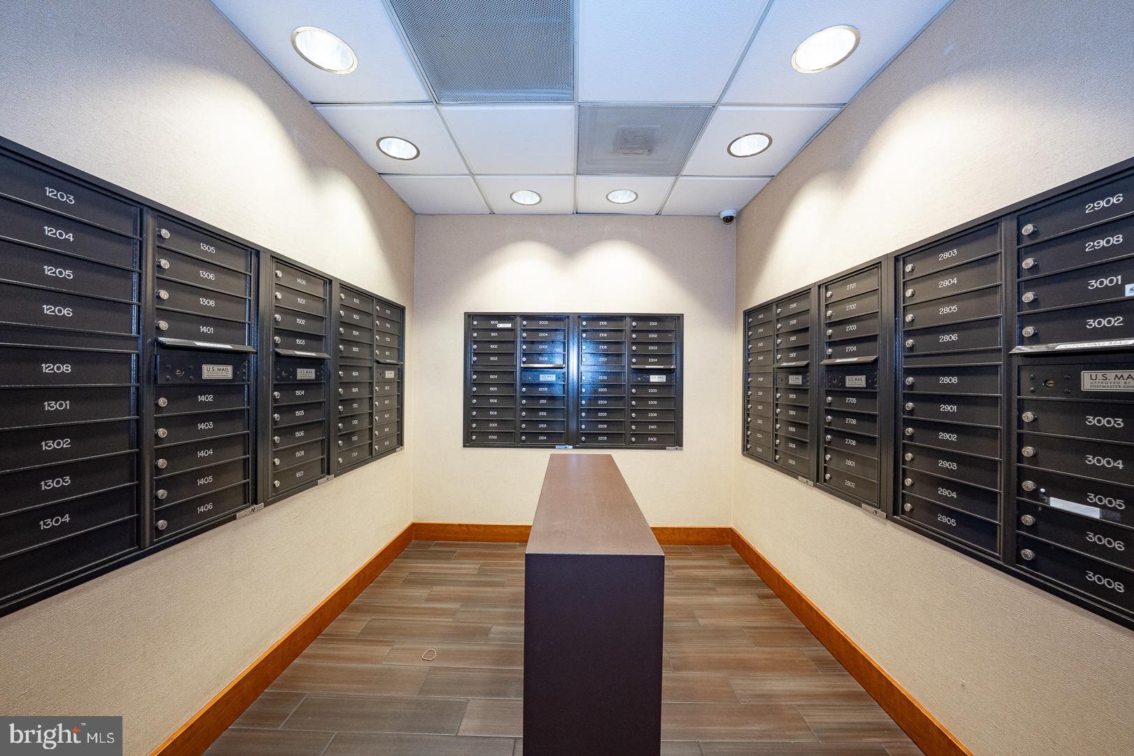 WASHINGTON SQ - Residential