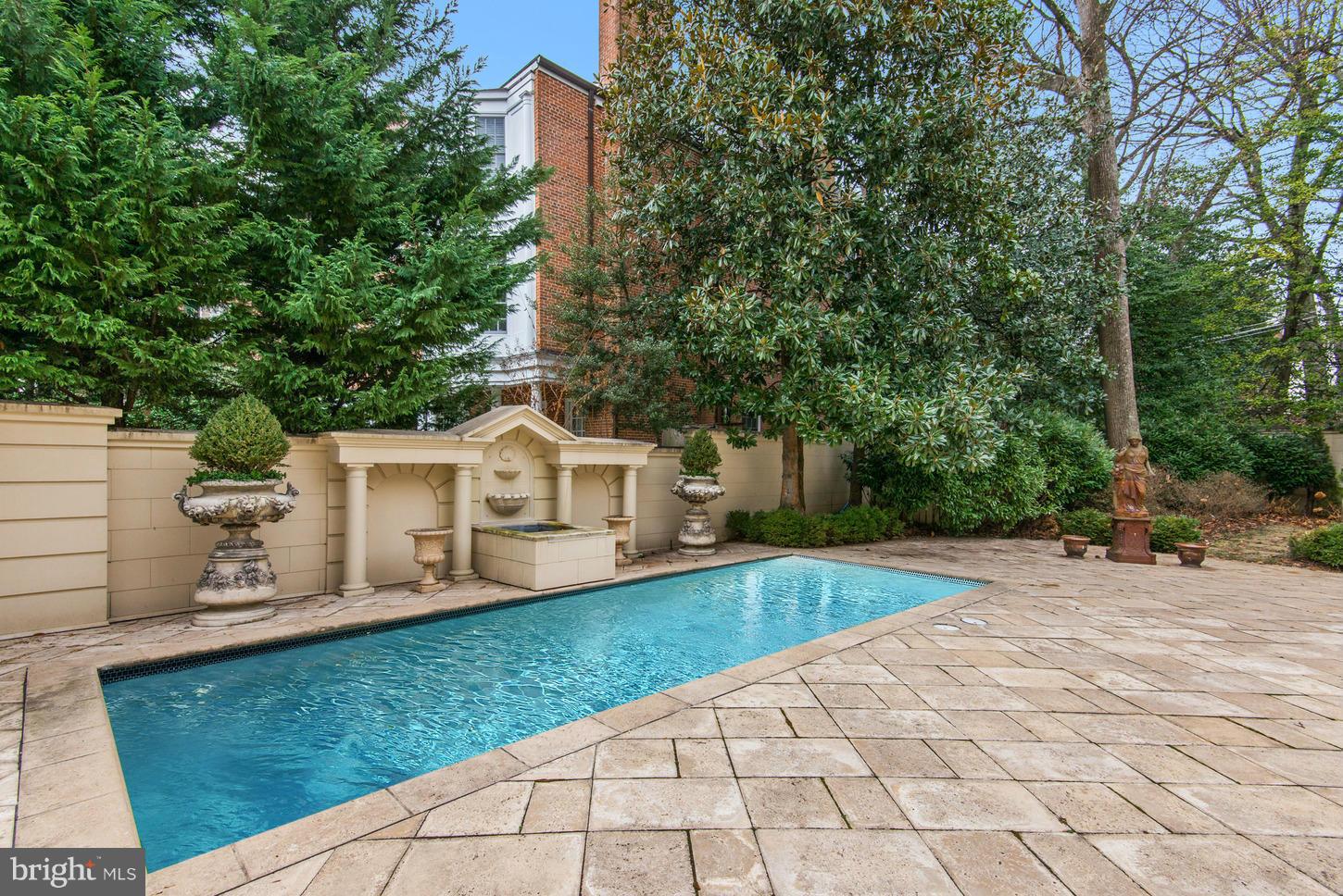 MASSACHUSETTS AVENUE HEIGHTS - Residential
