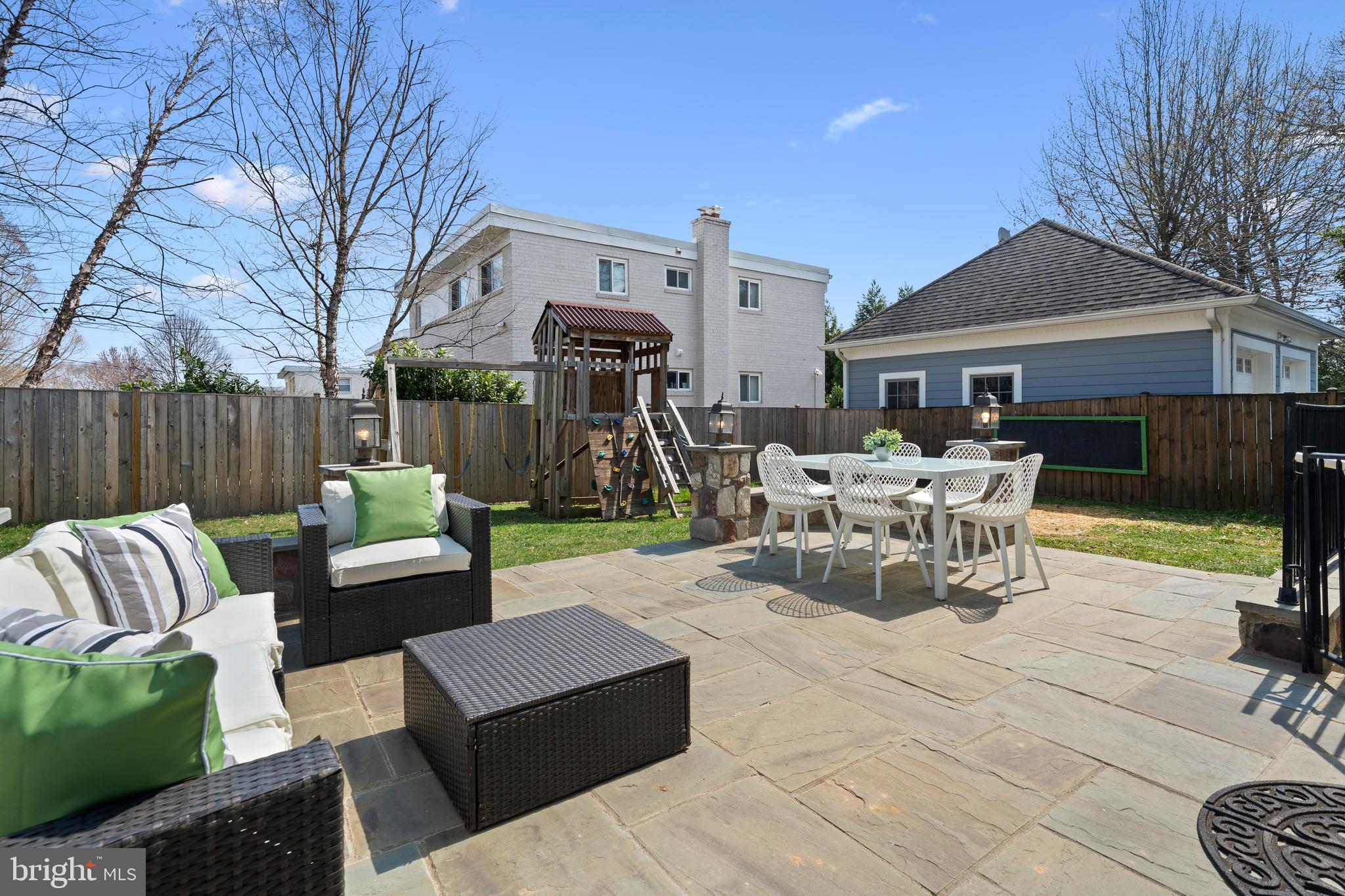 CHERRYDALE - Residential