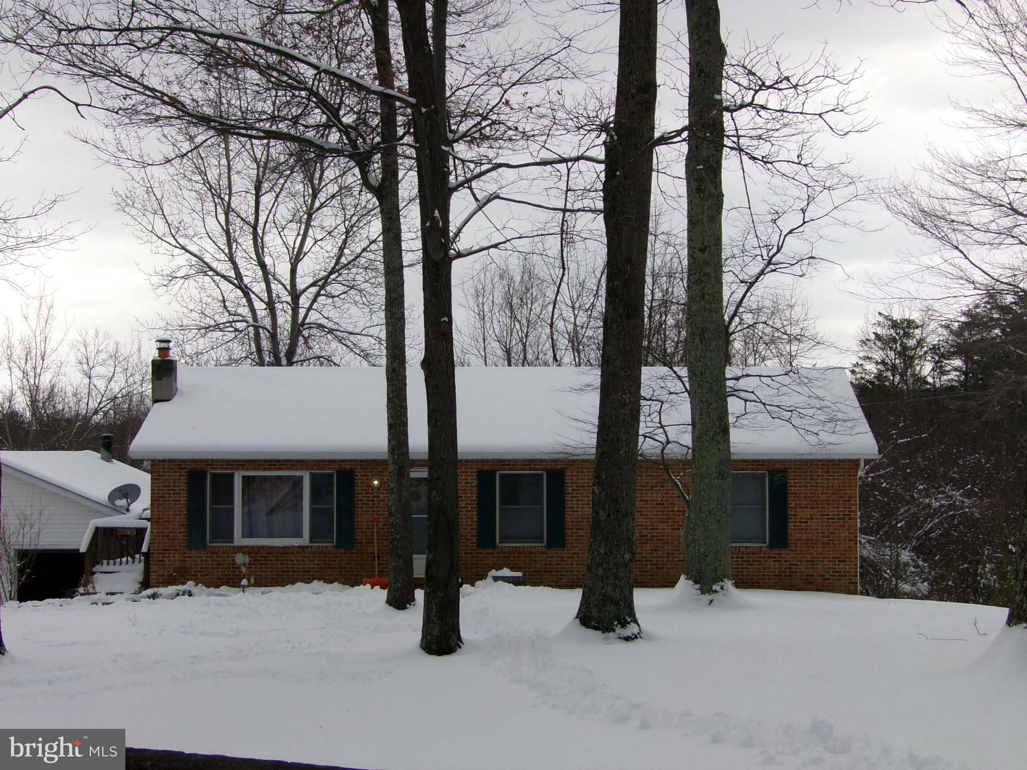 COUNTRY SQUIRE ESTATES - Residential