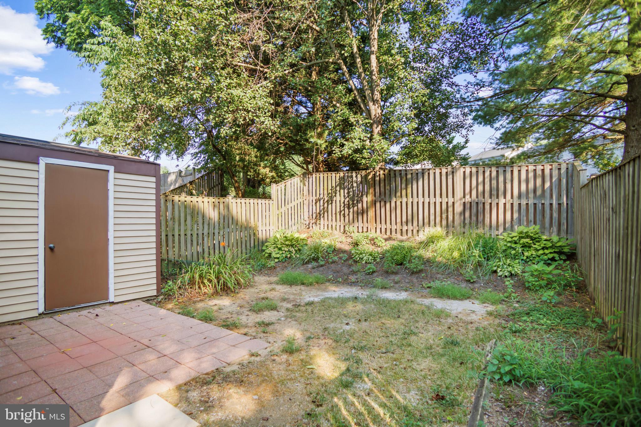 LEISHEAR VILLAGE - Residential