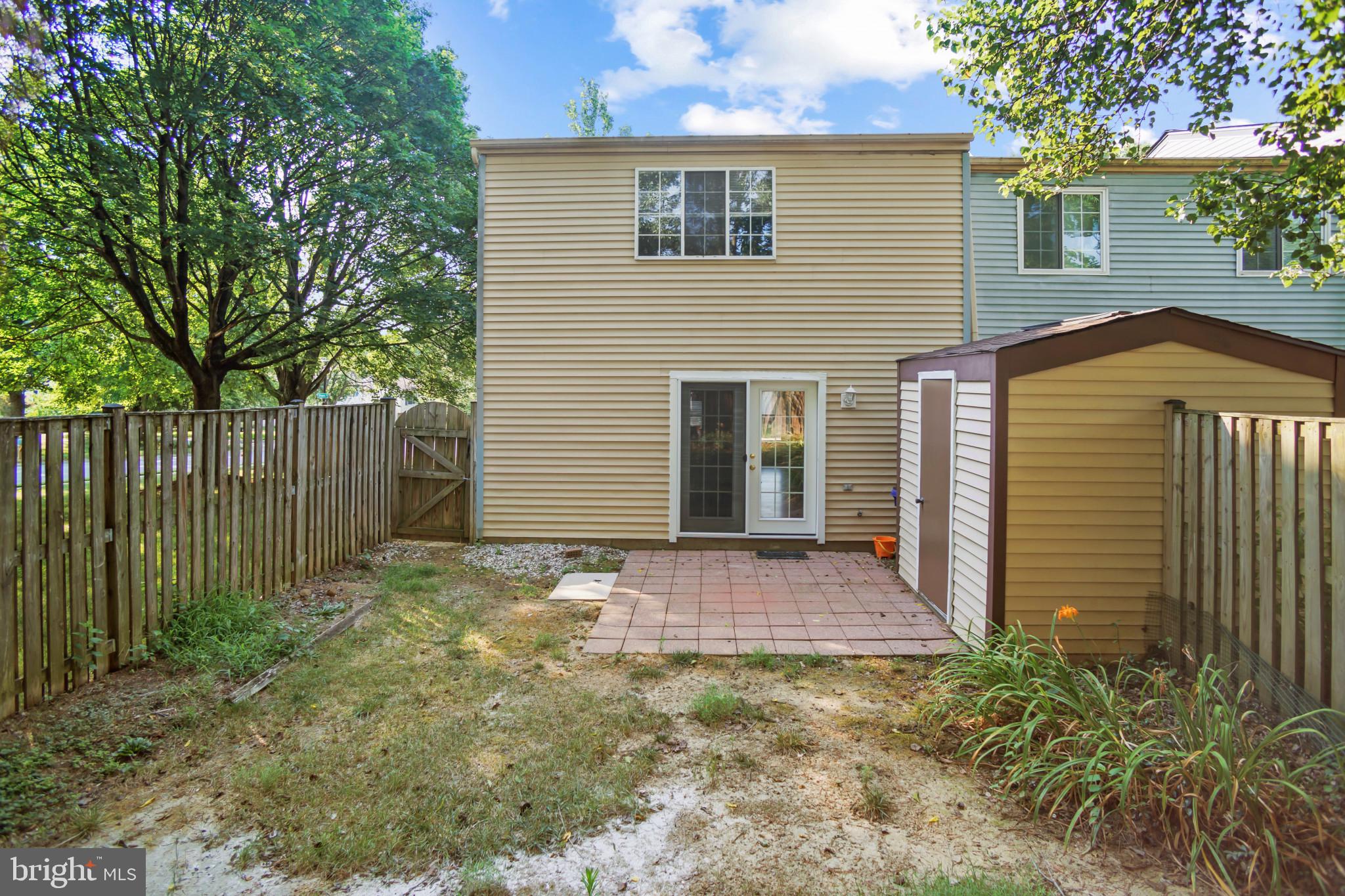 LEISHEAR VILLAGE - Residential