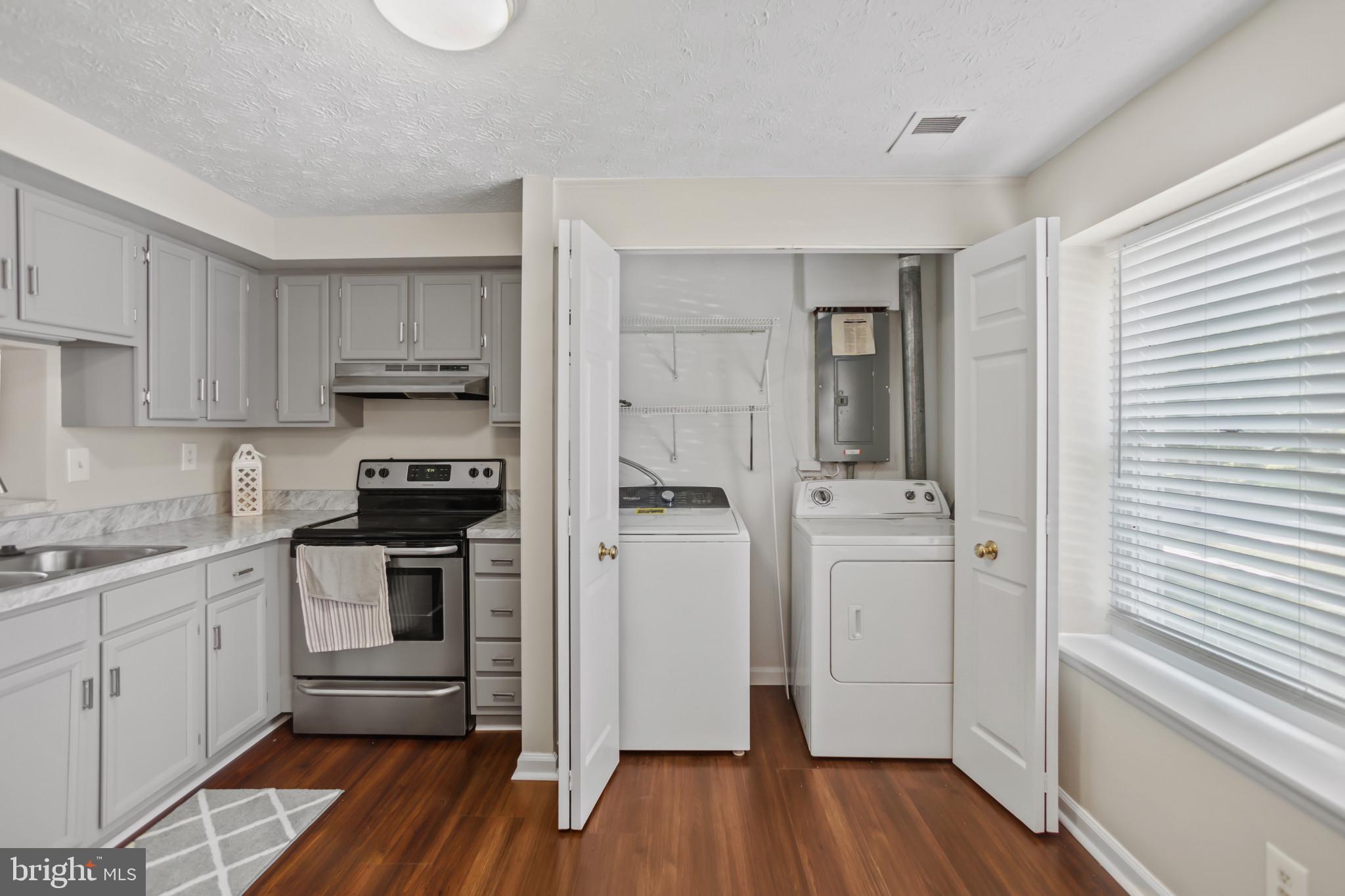 LEISHEAR VILLAGE - Residential