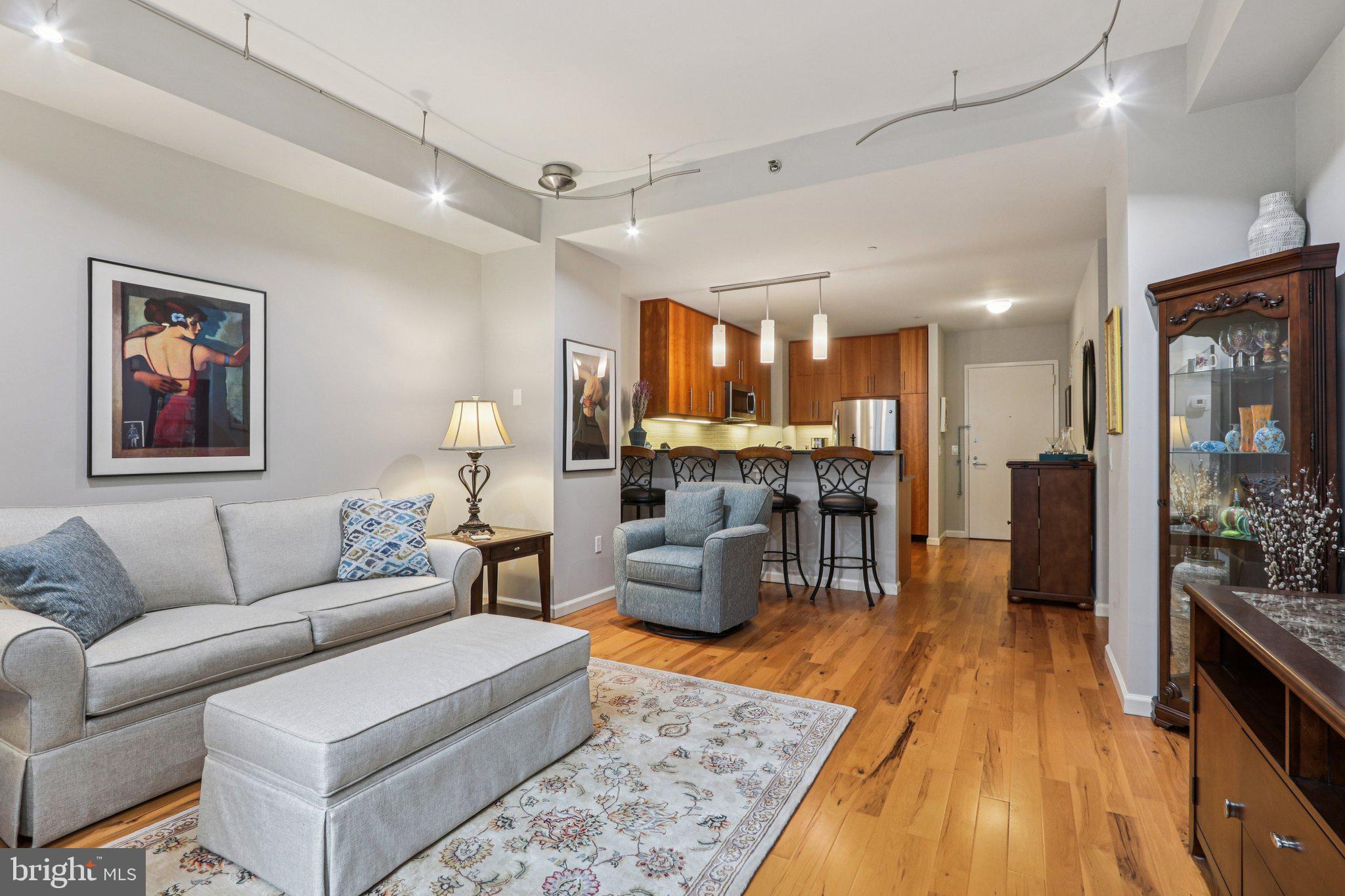 RITTENHOUSE SQUARE - Residential