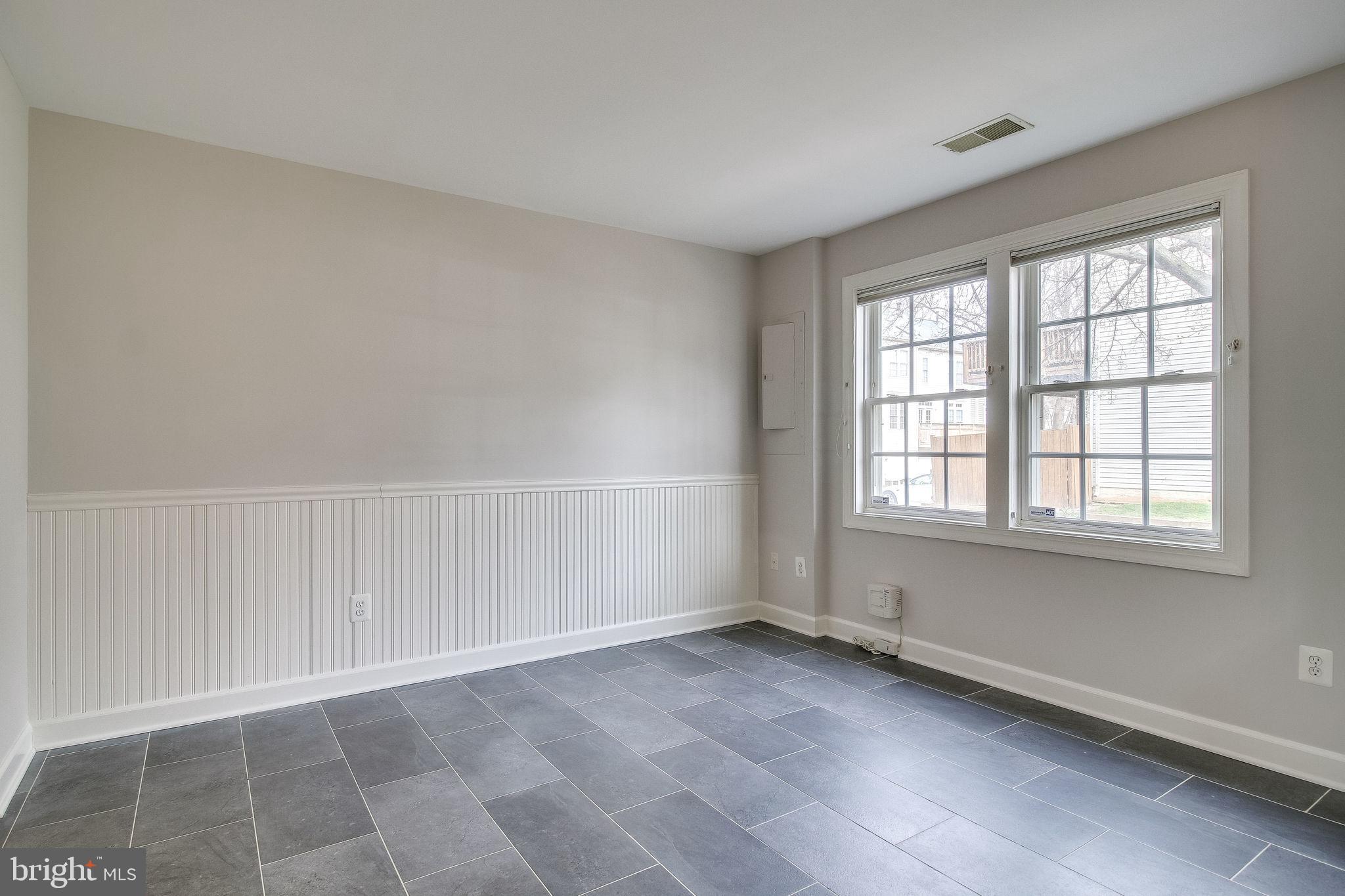 CEDAR LAKES - Residential