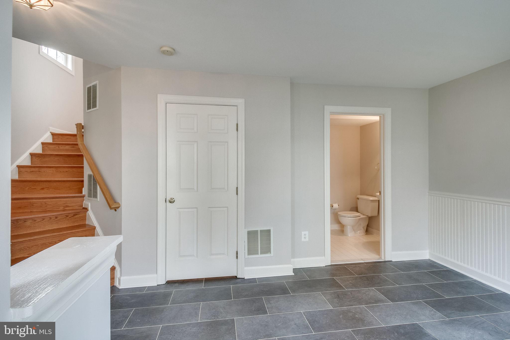 CEDAR LAKES - Residential