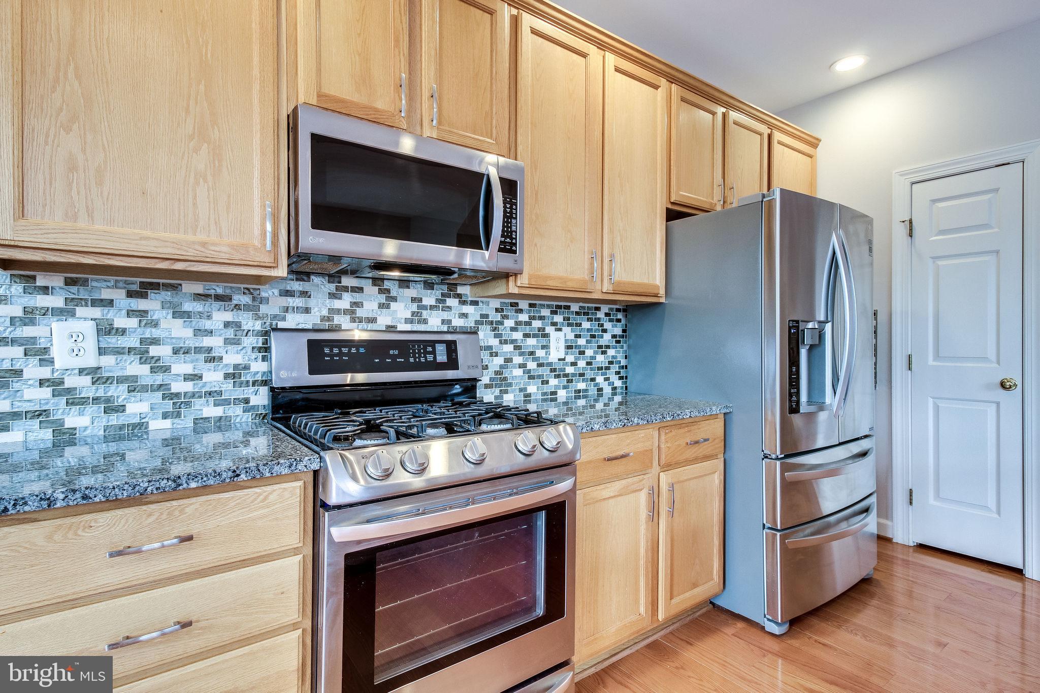 CEDAR LAKES - Residential