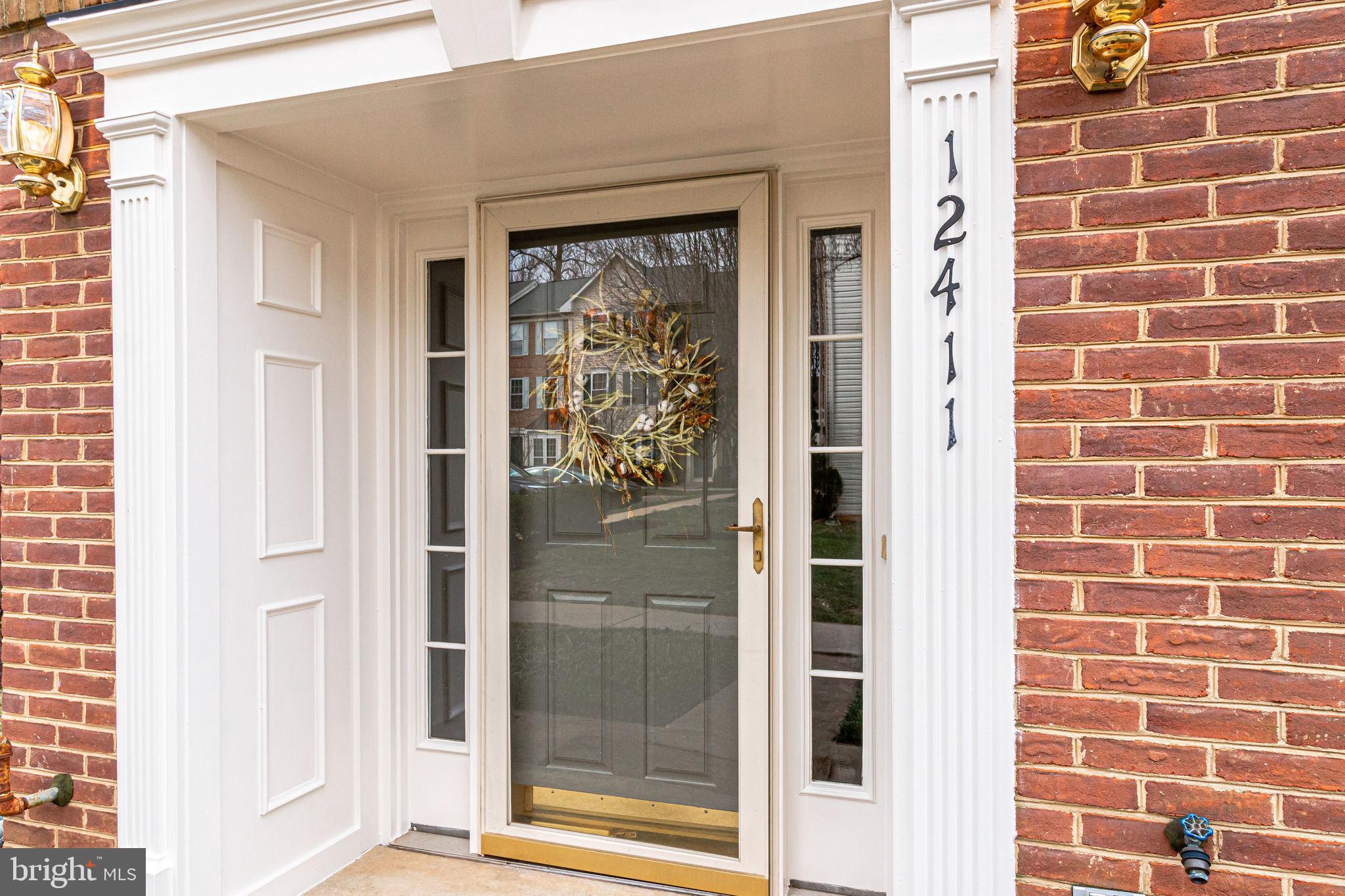 CEDAR LAKES - Residential