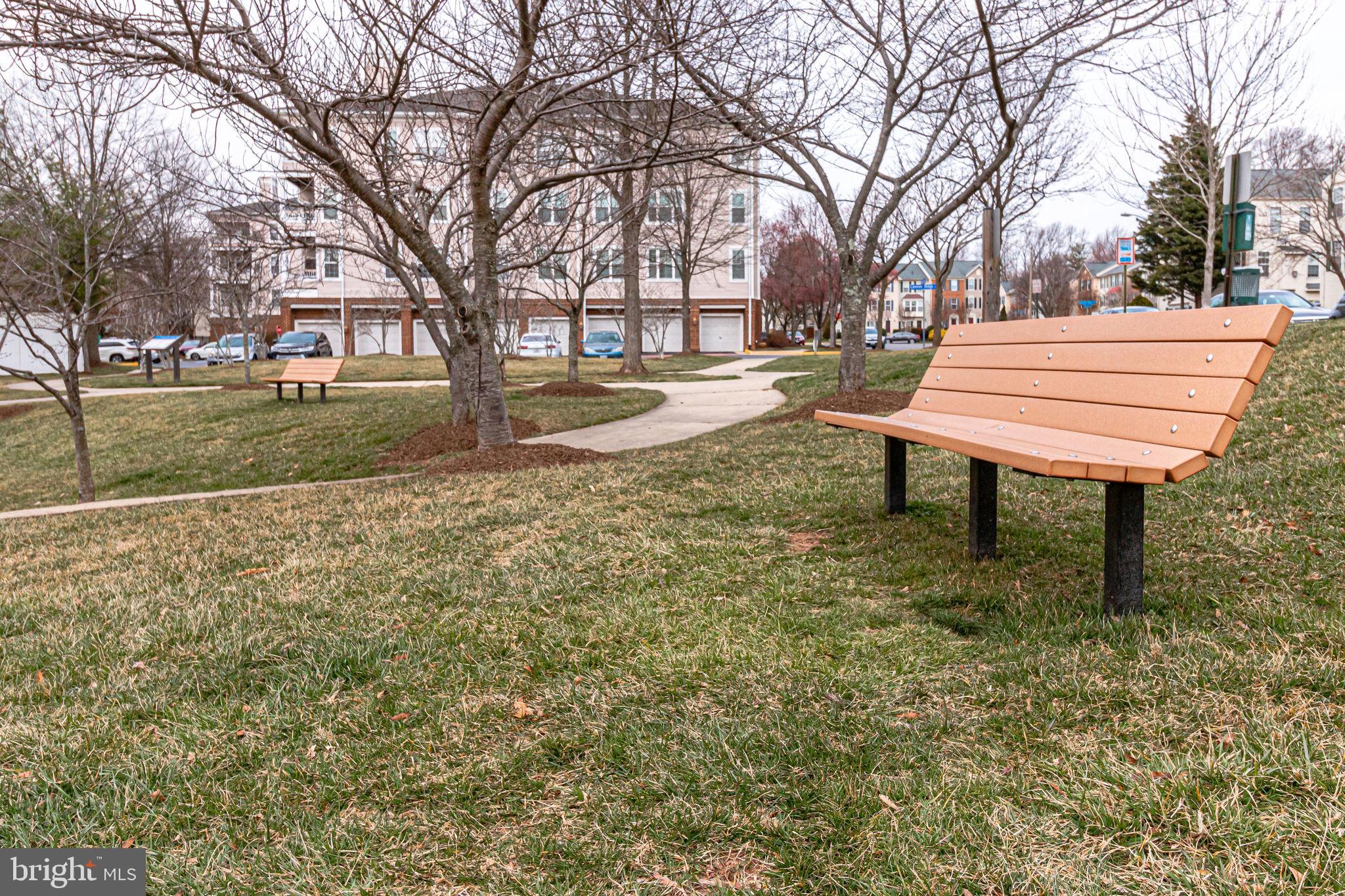 CEDAR LAKES - Residential