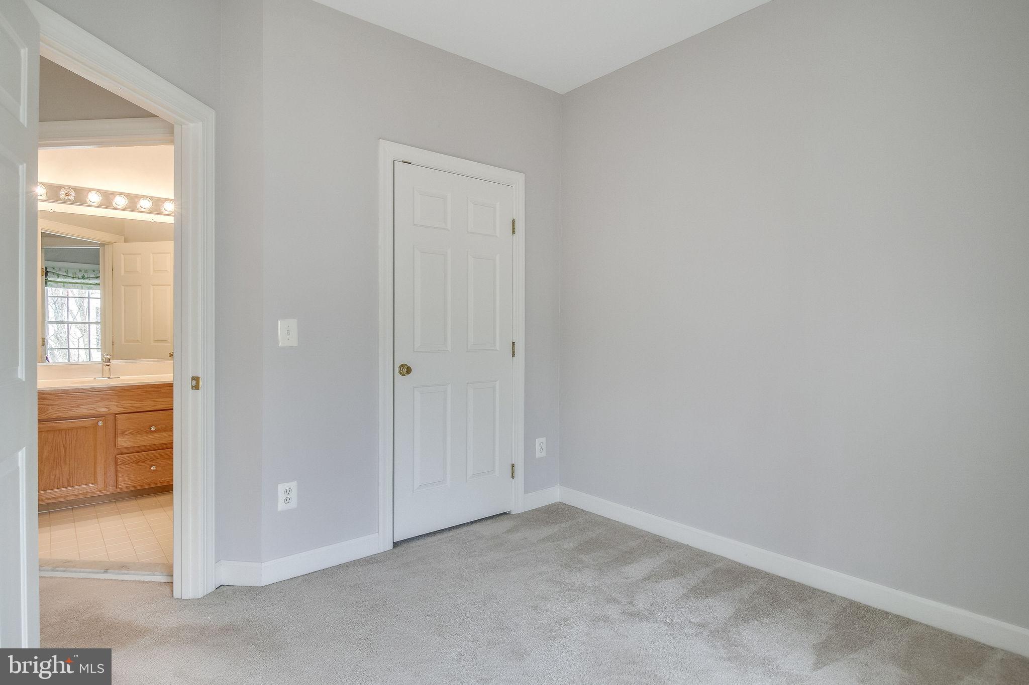 CEDAR LAKES - Residential