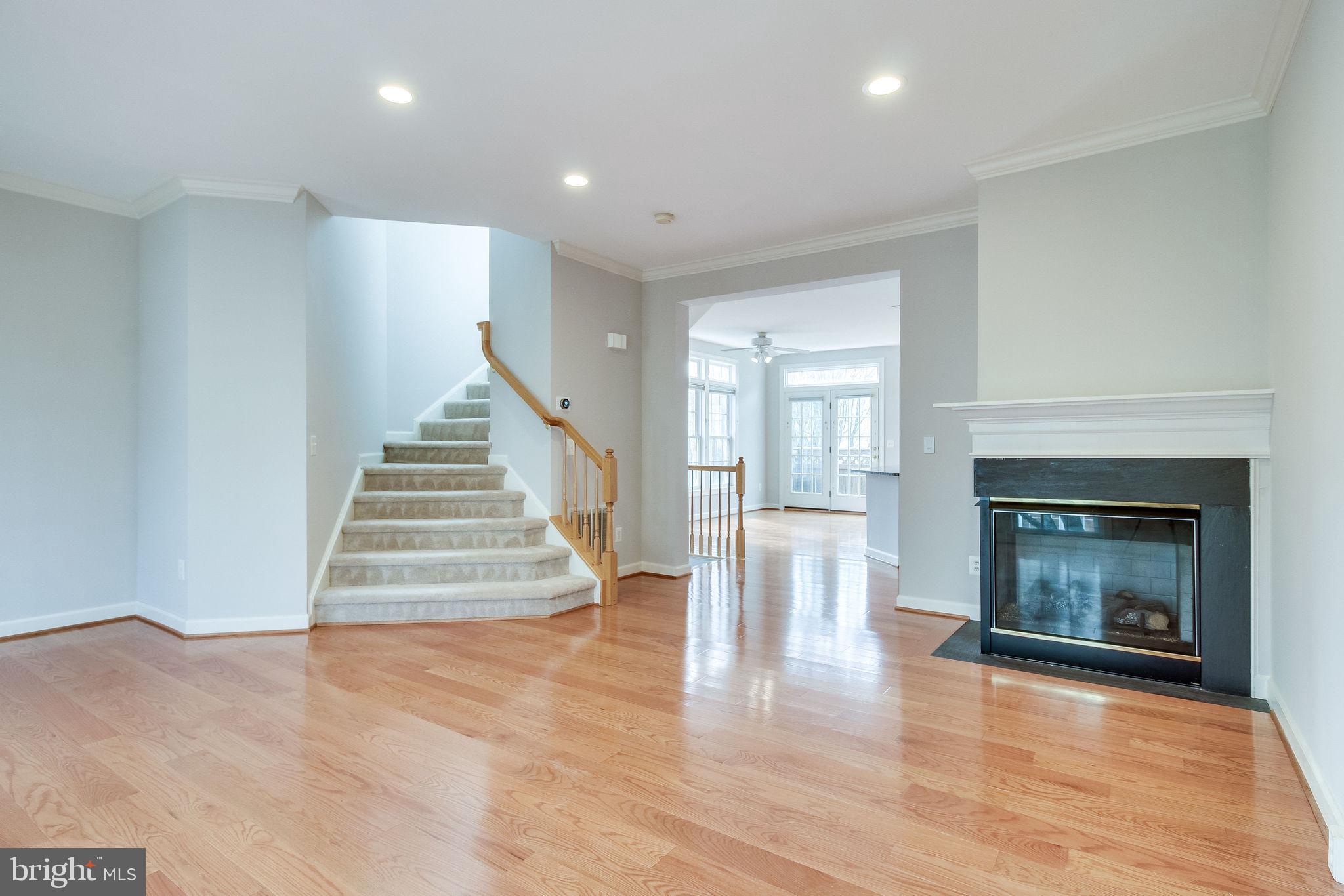 CEDAR LAKES - Residential