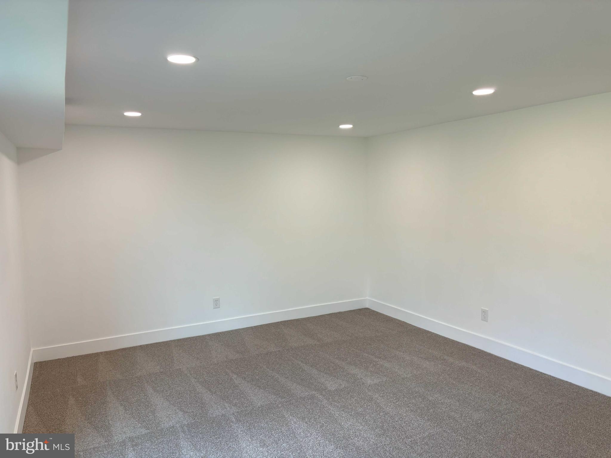 AUDUBON ESTATES - Residential Lease