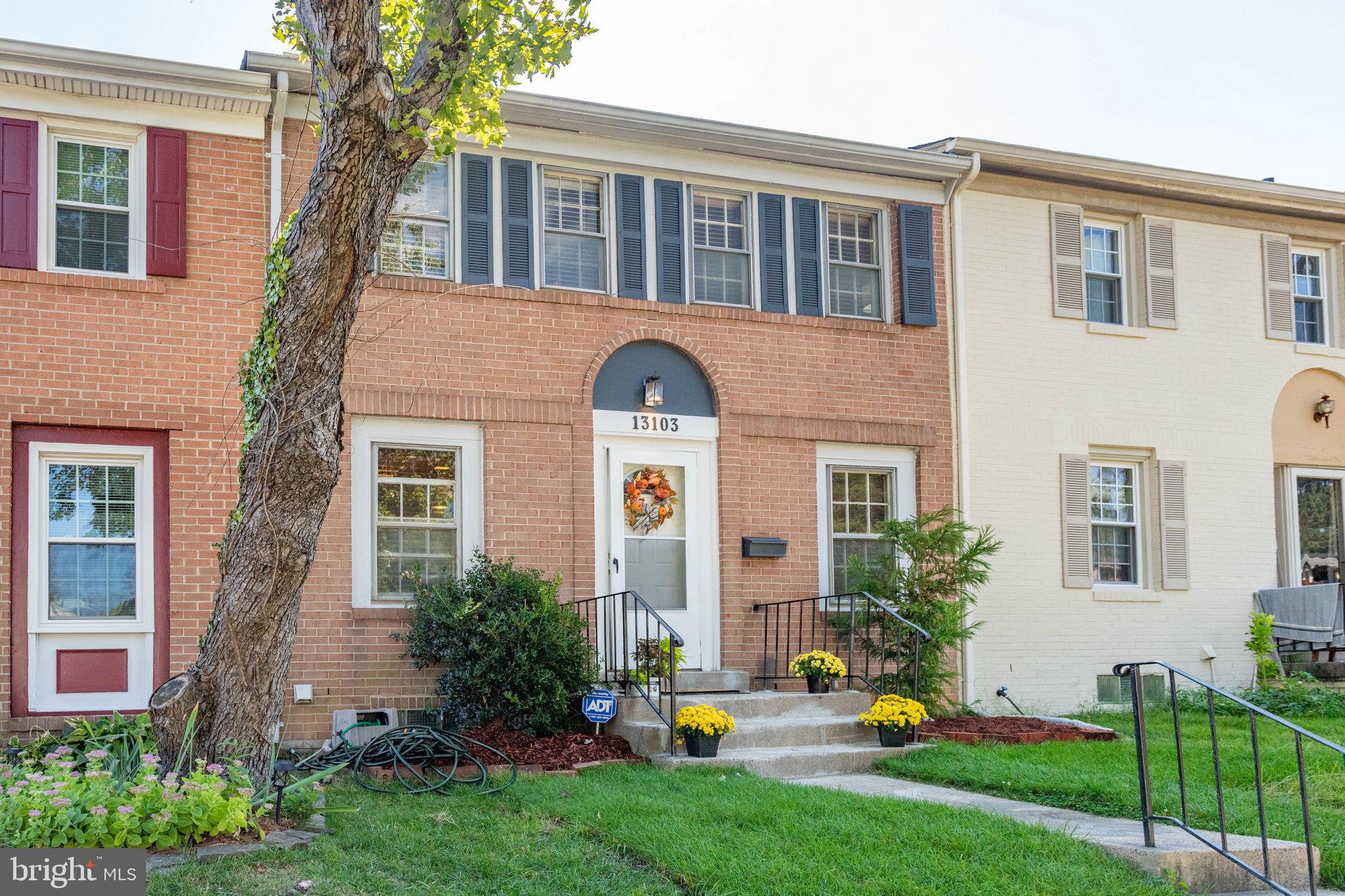 GREENWICH HILL - Residential