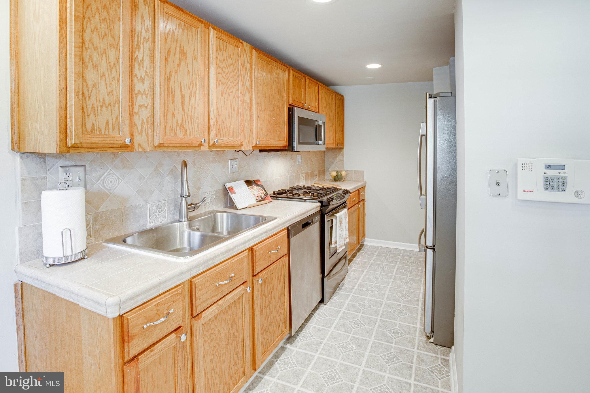 GREENWICH HILL - Residential