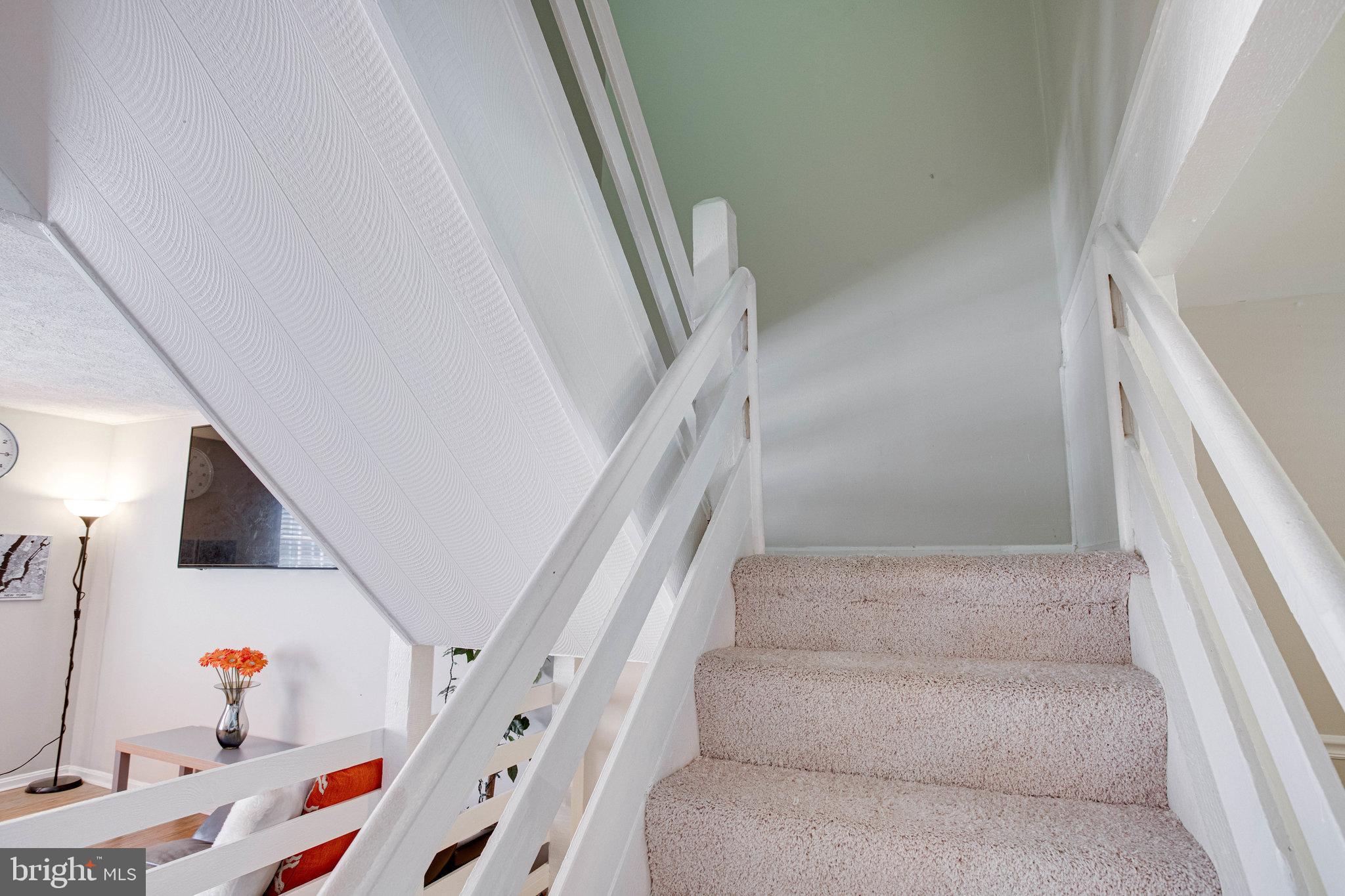 GREENWICH HILL - Residential