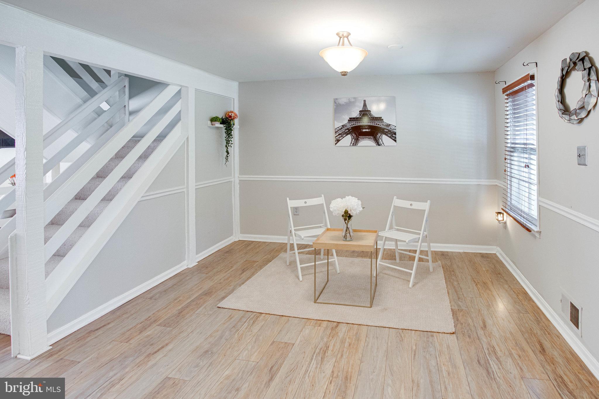 GREENWICH HILL - Residential