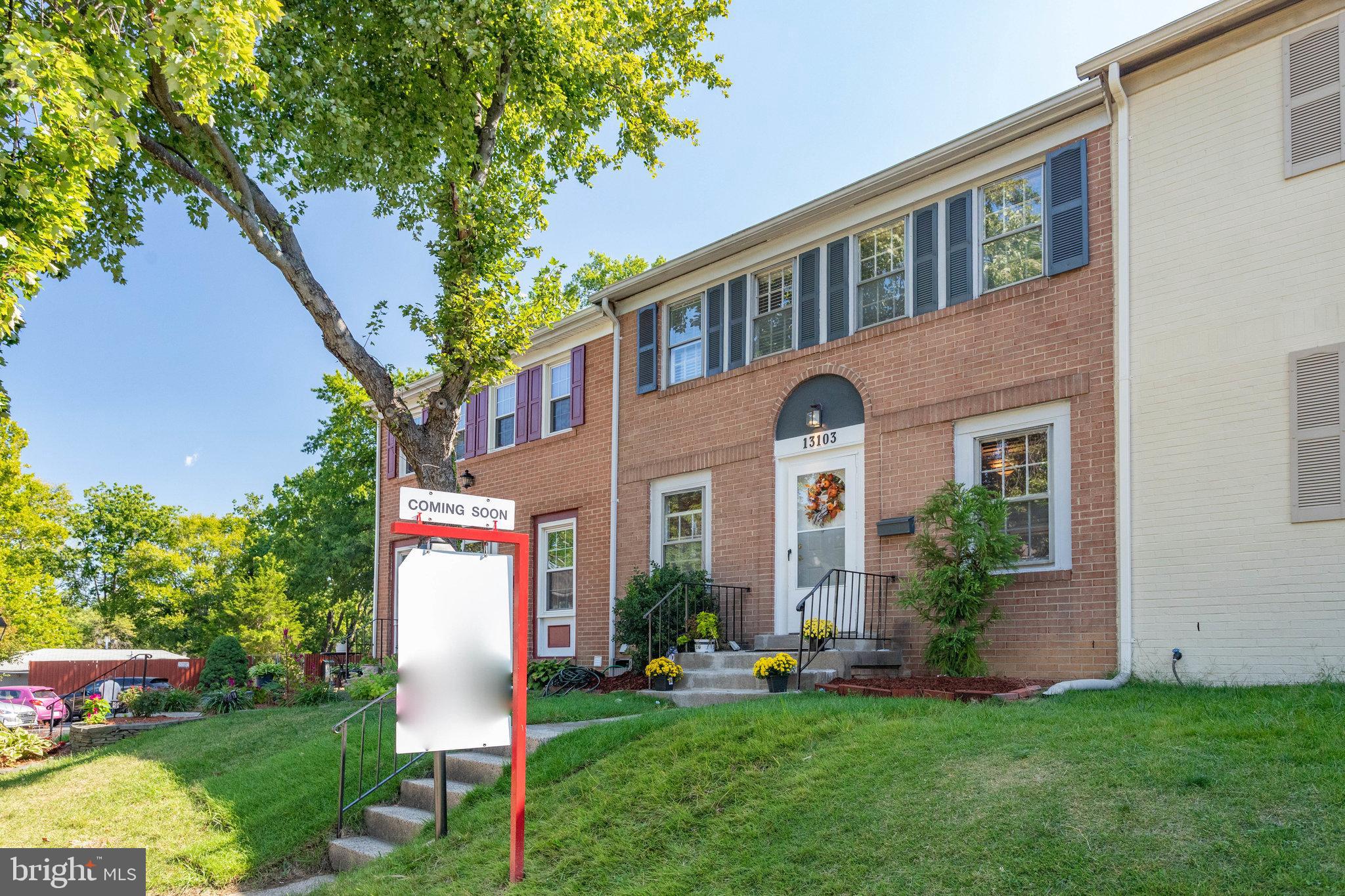 GREENWICH HILL - Residential