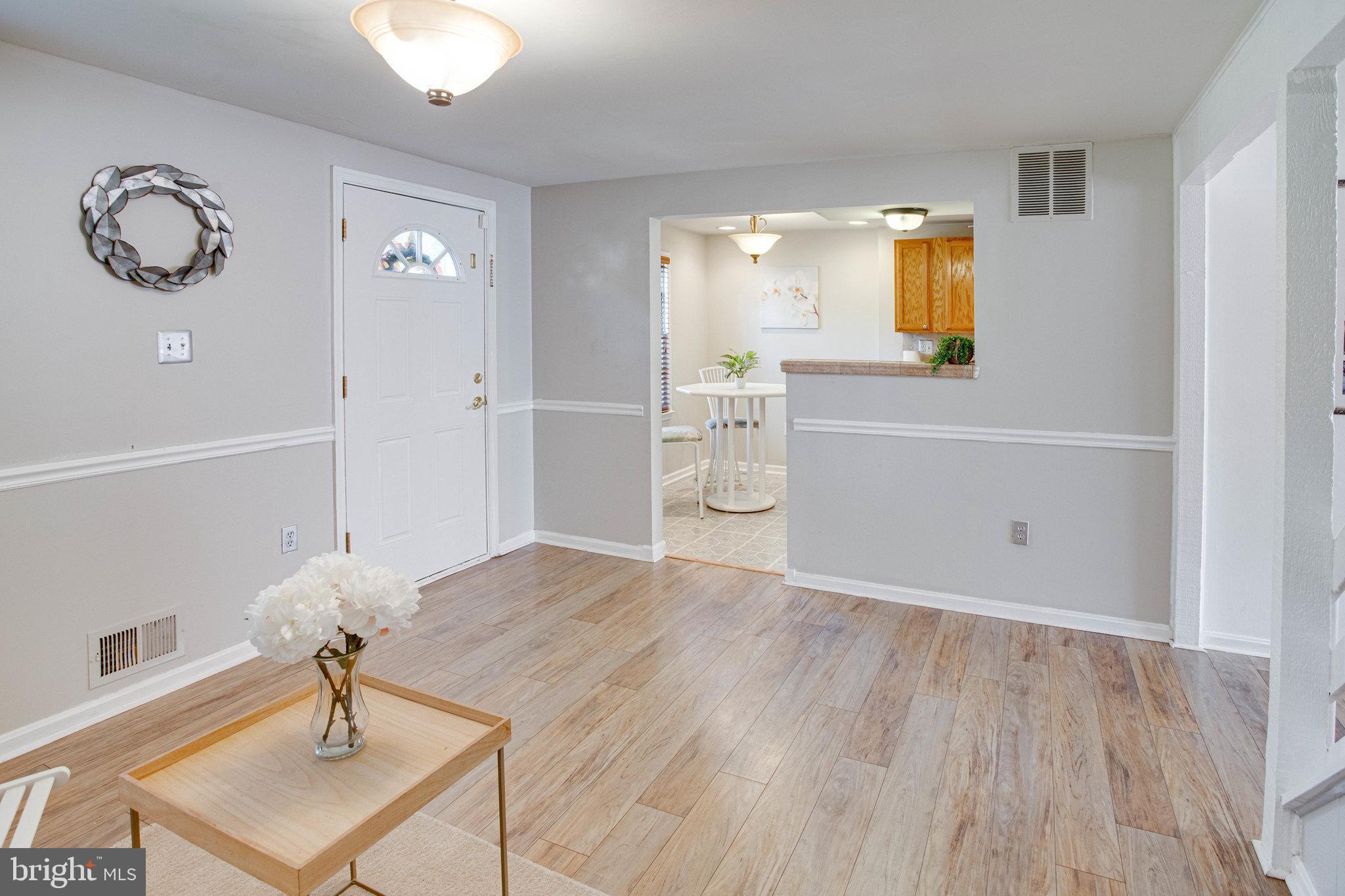 GREENWICH HILL - Residential