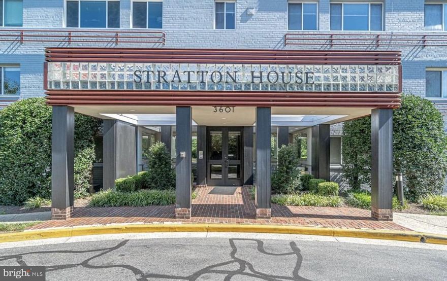 ALL UTILITES INCLUDED IN MONTHLY RENT (except WI-FI).  2 parking spaces are also included in monthly rent (one assigned space & one unassigned). Portable IN-UNIT washer/dryer that can be connected in the kitchen.  Pets welcomed on case-by-case basis!  Good credit and good rental history required to lease, $50 non-refundable credit/background check fee per adult applicant paid to RentSpree to apply.  Apply online: https://apply.link/ET7ECmU.  NO smoking of any kind.   FANTASTIC LOCATION: walk to great restaurants/coffee shops/bars/shopping/grocery stores (Harris Teeter & Latin Market/gyms; bus stop right next to the building; 5 min. drive to Ballston Metro (orange & silver lines) or 28 min. walk; bus to Pentagon/Pentagon City/Crystal City Metros (blue/yellow lines); direct bus to McPherson Sq. downtown D.C.; 10 min. drive to D.C., about $12 Uber ride.  Arlington County Public Schools: 5 min. walk to newly constructed Fleet Elementary & TJ Middle School. 
Just under 1,000 sqft. of freshly painted well-proportioned and updated living space!  Corner unit provides ample large windows and high ceilings.  Open concept floorplan with wood flooring in the living spaces and carpet in the bedrooms.  Great closet space throughout.  Nice stainless steel kitchen appliances; gas range; granite countertops; pantry.  Renovated modern bathroom.
ENJOY the outdoor pool and grilling area this Summer!  Bike room and extra dedicated storage unit!  Dog walking area.  The building has just upgraded the common laundry room machines on the first floor.  Don't miss the opportunity to call #311 home!