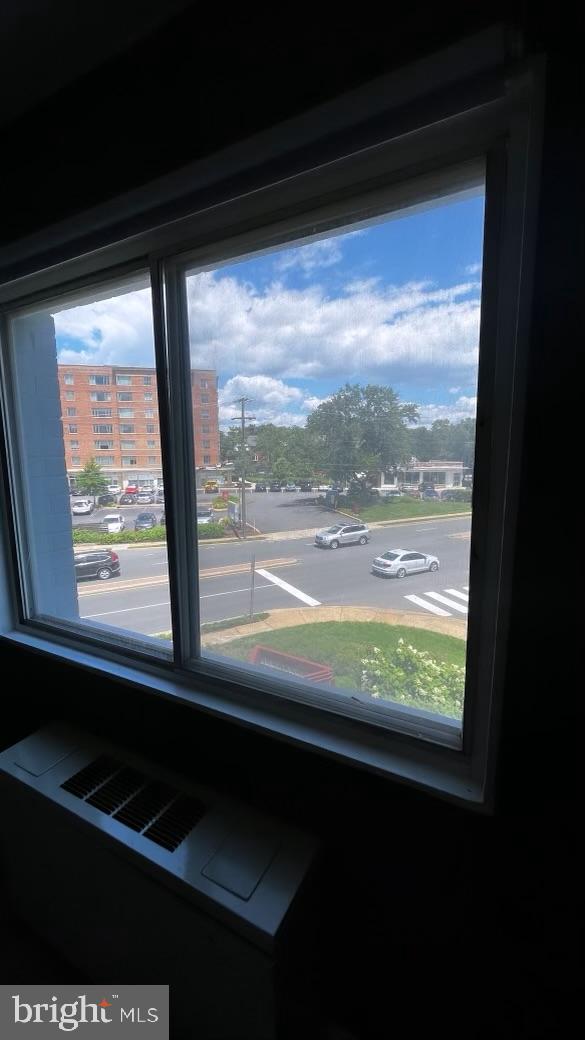 STRATTON HOUSE - Residential Lease