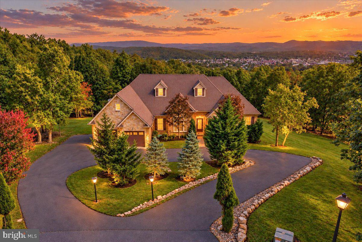 927 MOCCASIN PATH