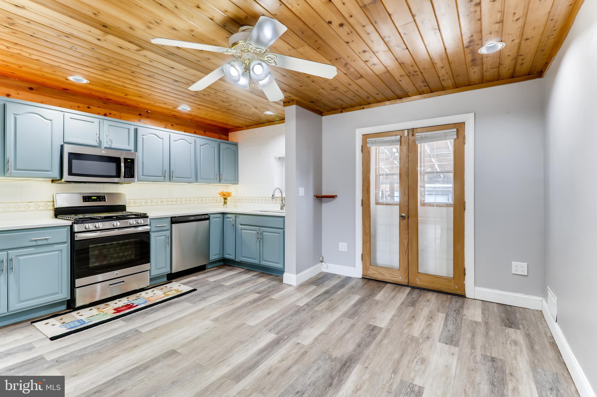 GRAY MANOR HOMES - Residential