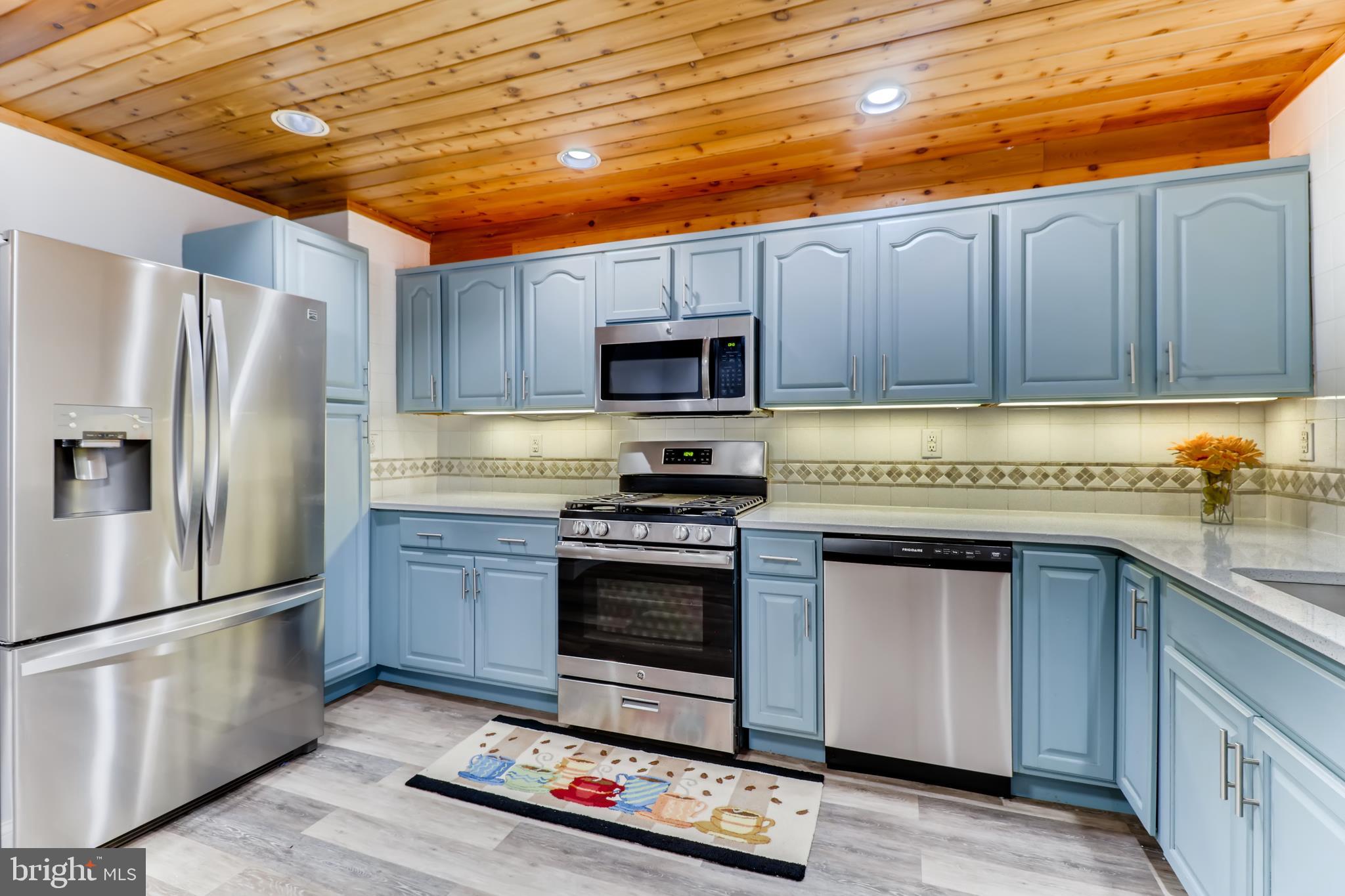 GRAY MANOR HOMES - Residential