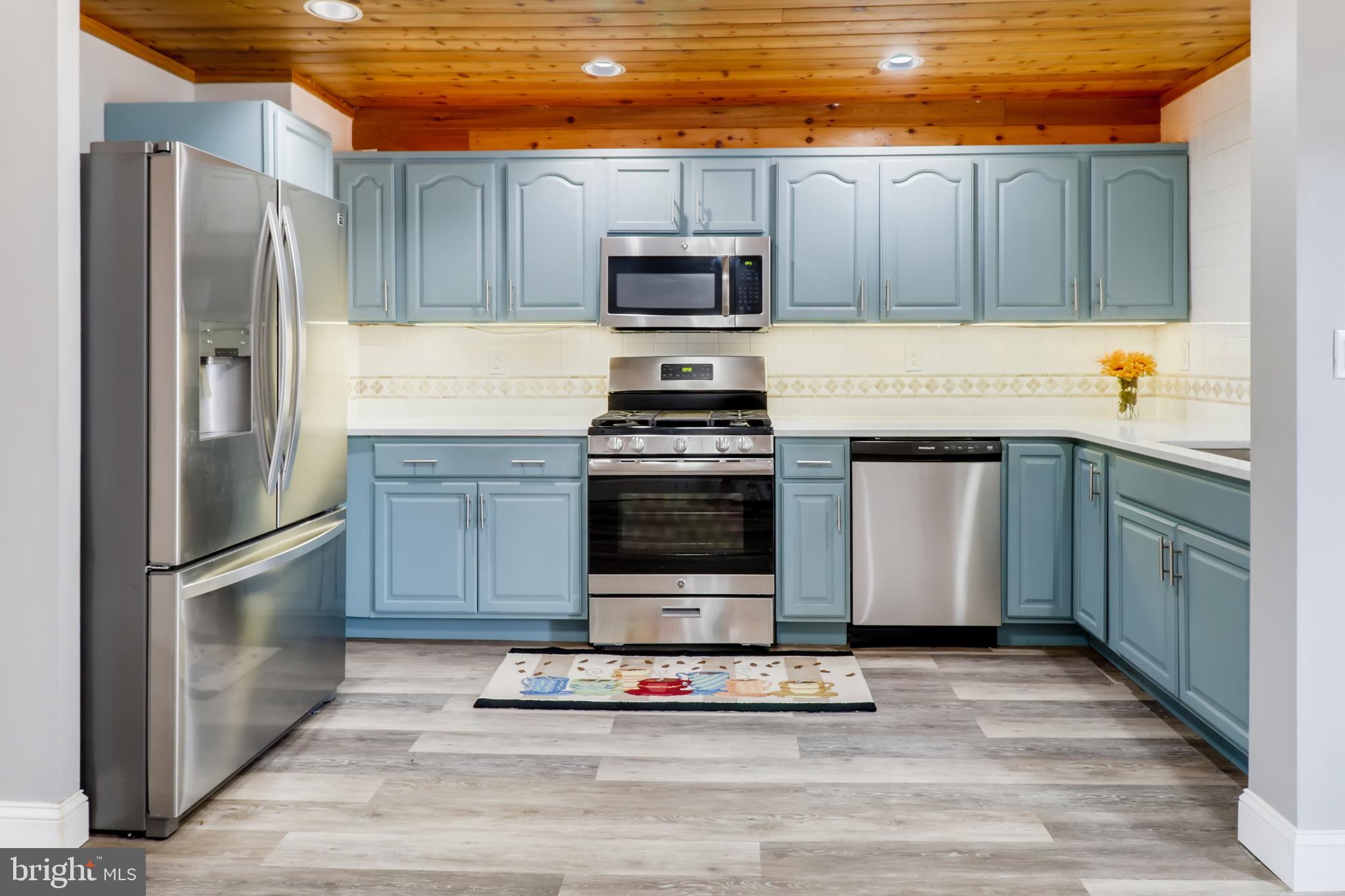 GRAY MANOR HOMES - Residential