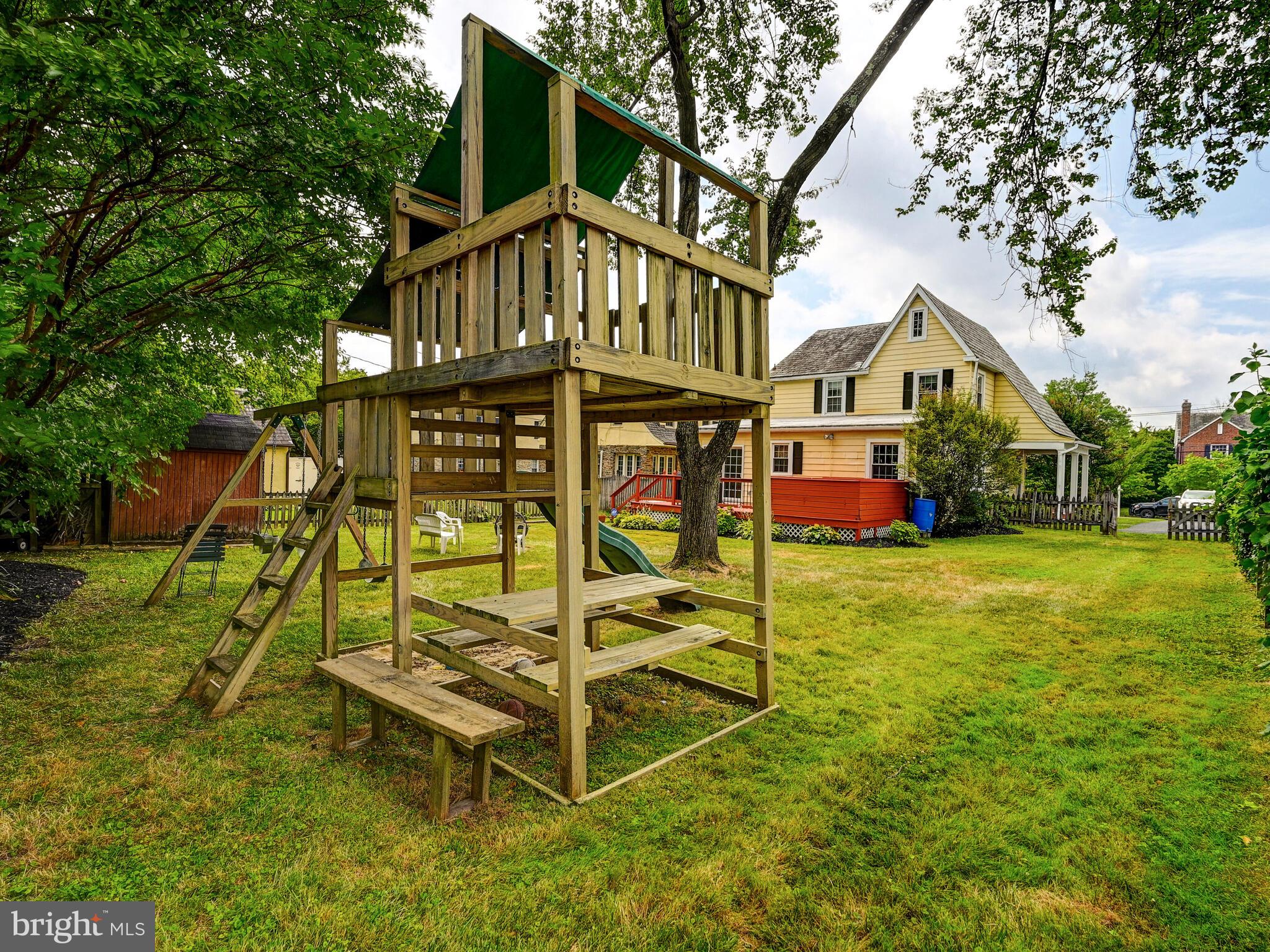 CEDARCROFT HISTORIC DISTRICT - Residential