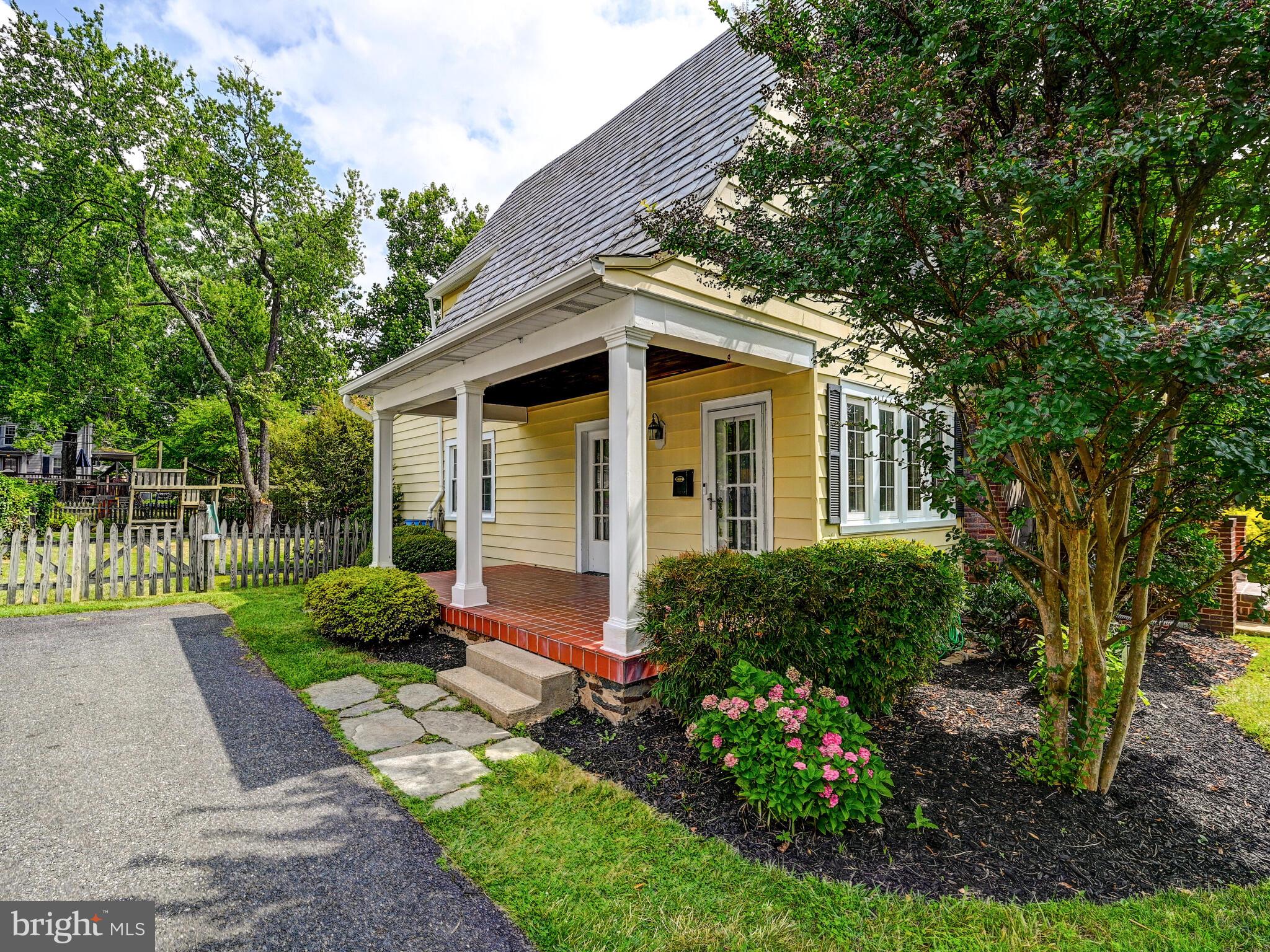 CEDARCROFT HISTORIC DISTRICT - Residential