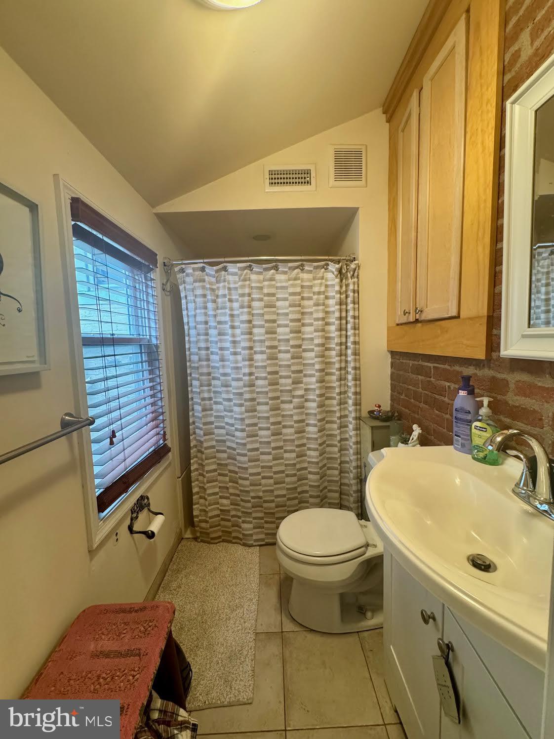 OLD CITY - Residential Lease