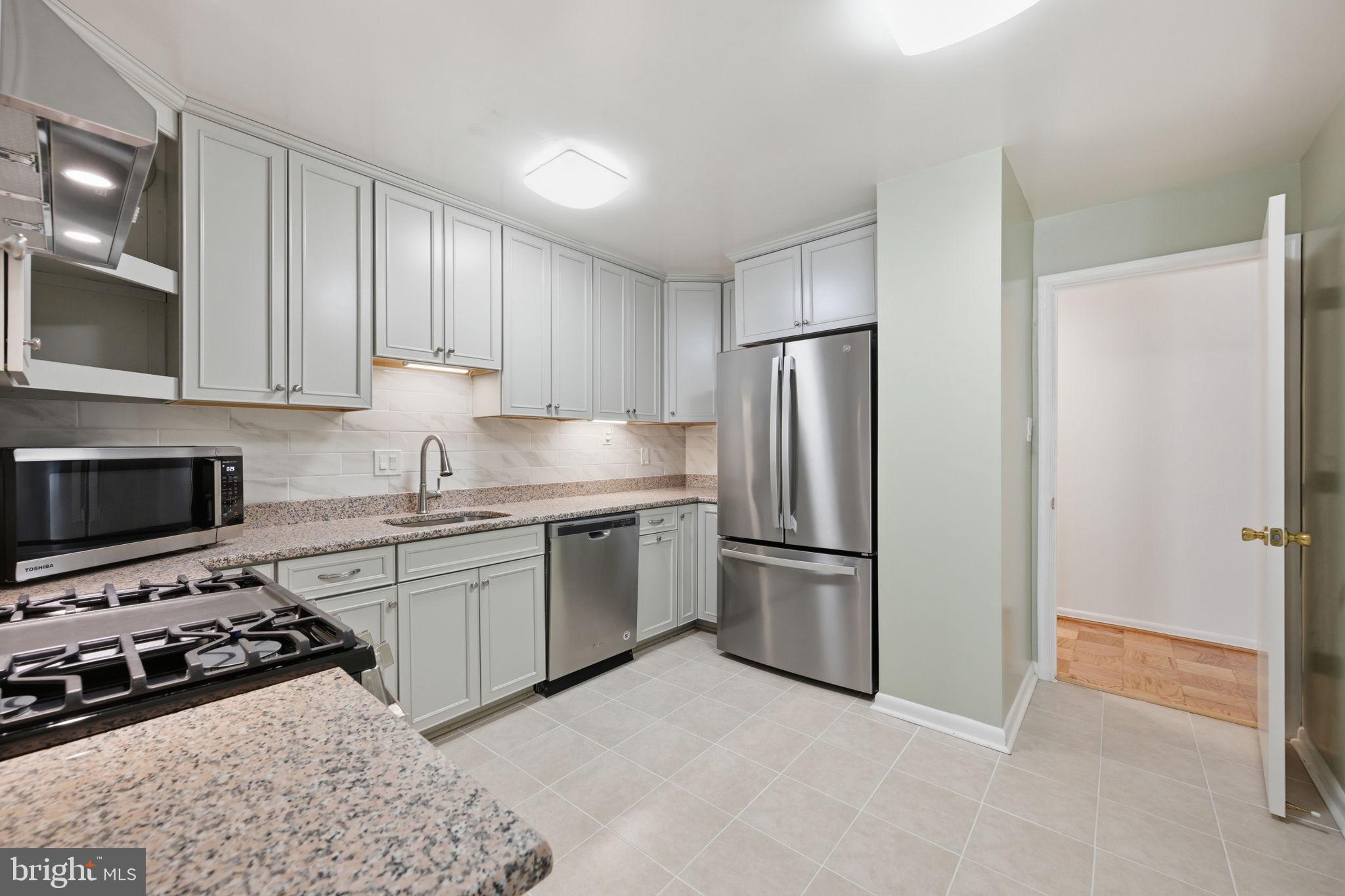 FRIENDSHIP HEIGHTS - Residential