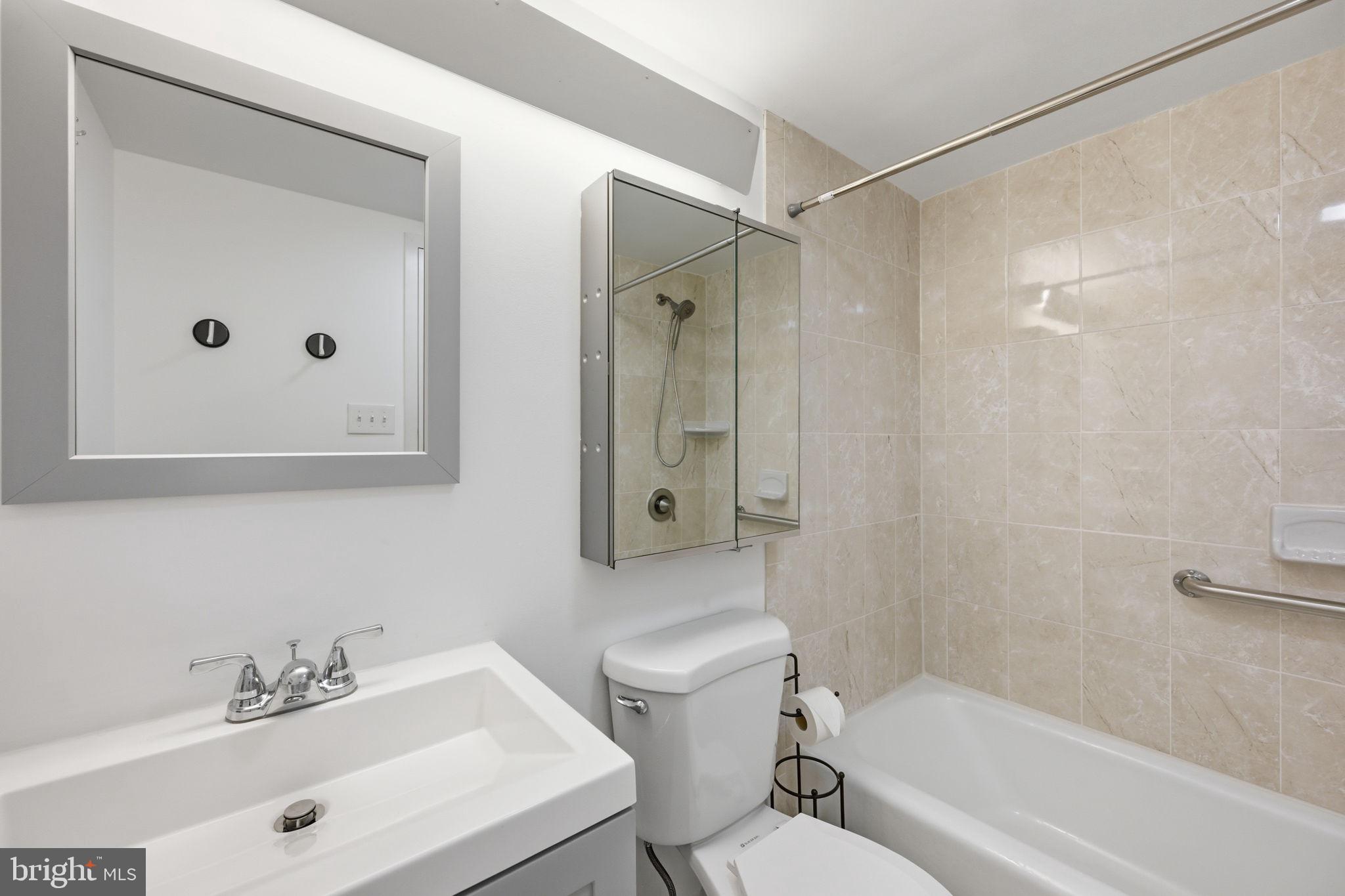 FRIENDSHIP HEIGHTS - Residential