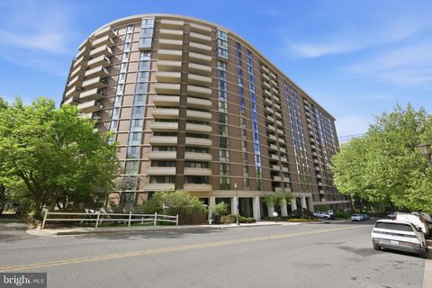 Photo of 4620 N Park Avenue #909, CHEVY CHASE, MD 20815 (MLS # MDMC2222408)