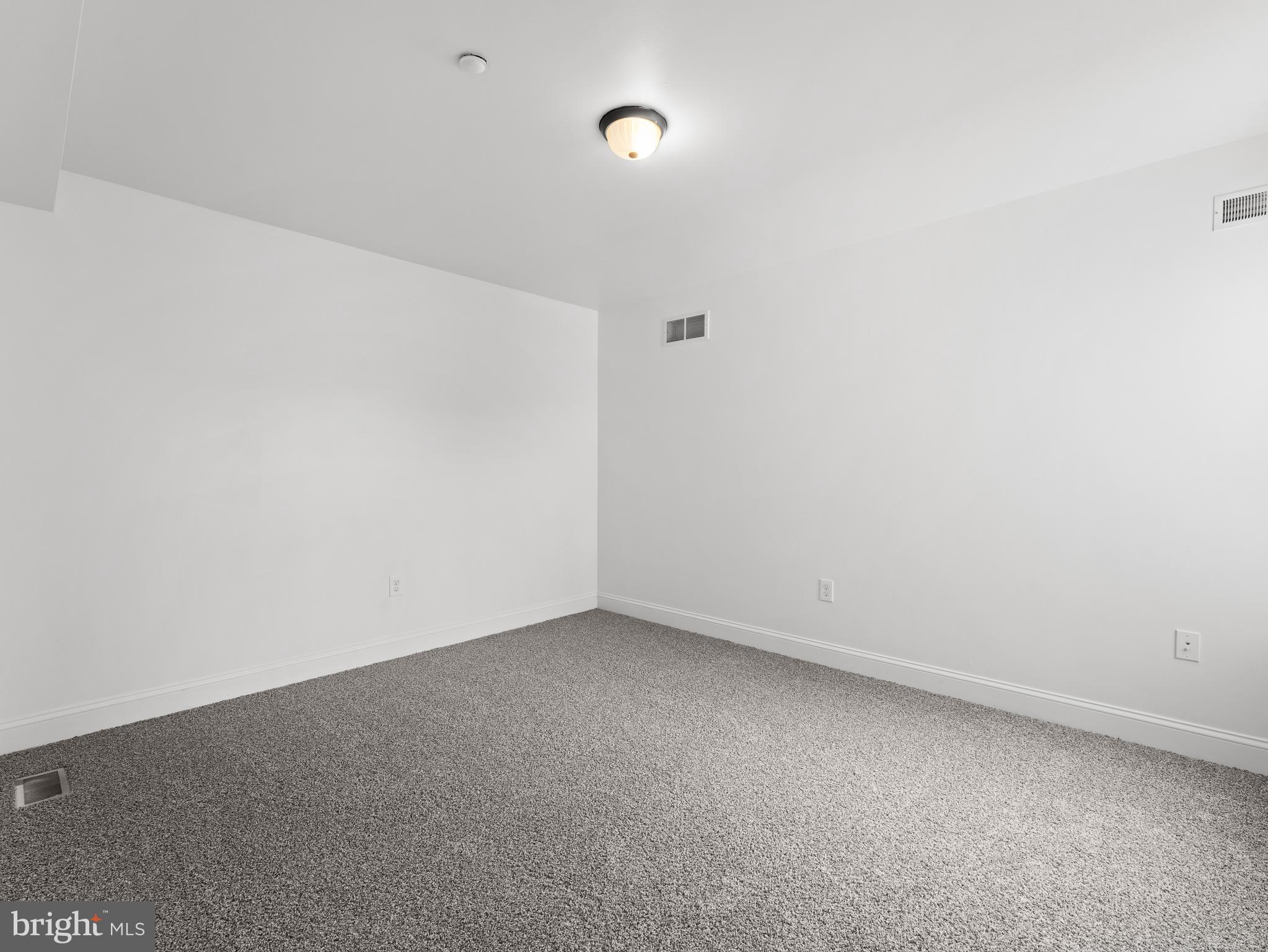 TEMPLE UNIVERSITY - Residential Lease