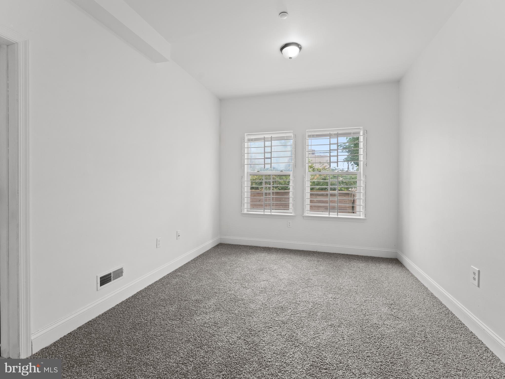 TEMPLE UNIVERSITY - Residential Lease