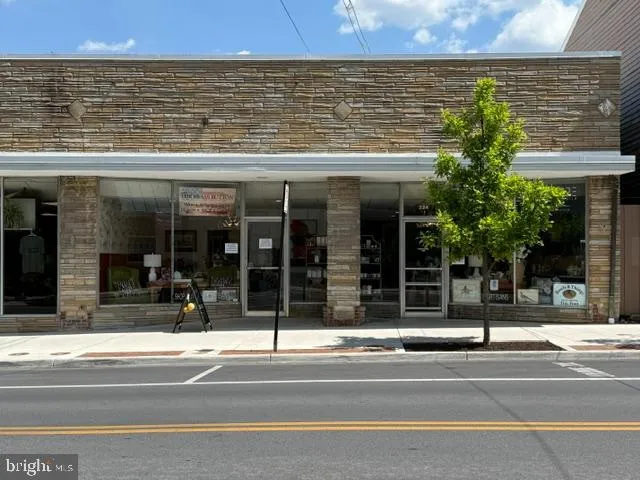 Additional image 9 of 224 S Loudoun Street, Winchester, VA 22601