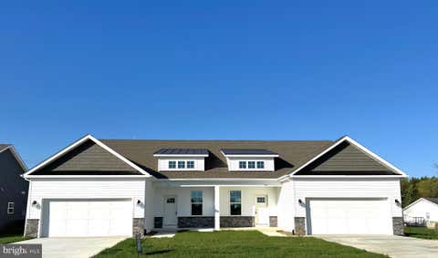 Townhouse For Sale - P2 Barrier Reef Drive<br/> MARTINSBURG, WV 25403