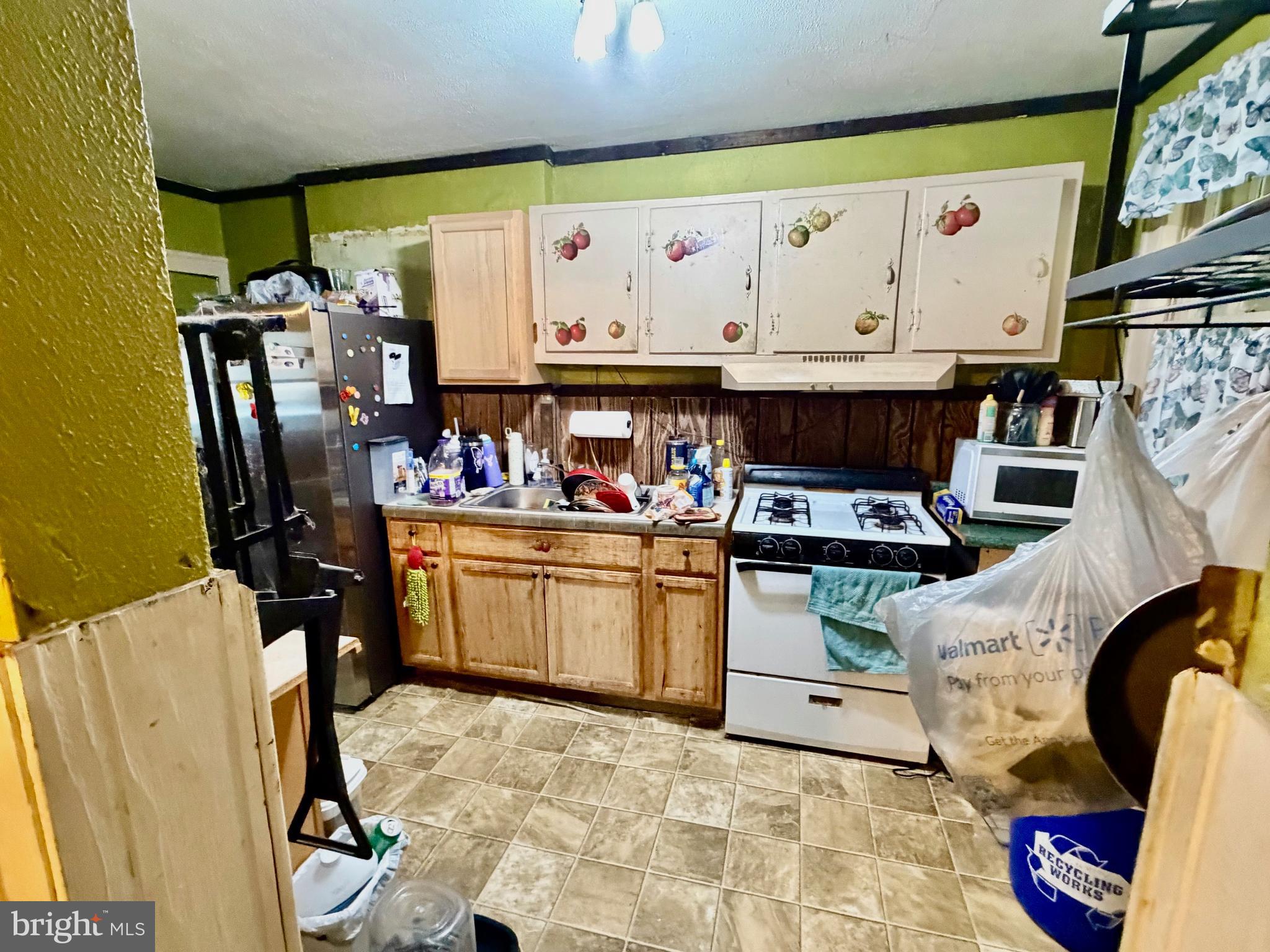 LEWISTOWN BORO - Residential