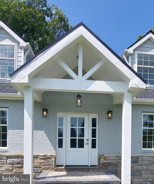 4909 THREADNEEDLE ROAD