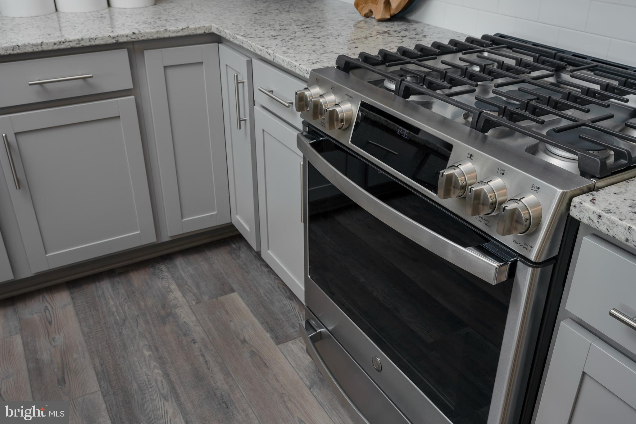 POTOMAC TOWN CENTER - Residential